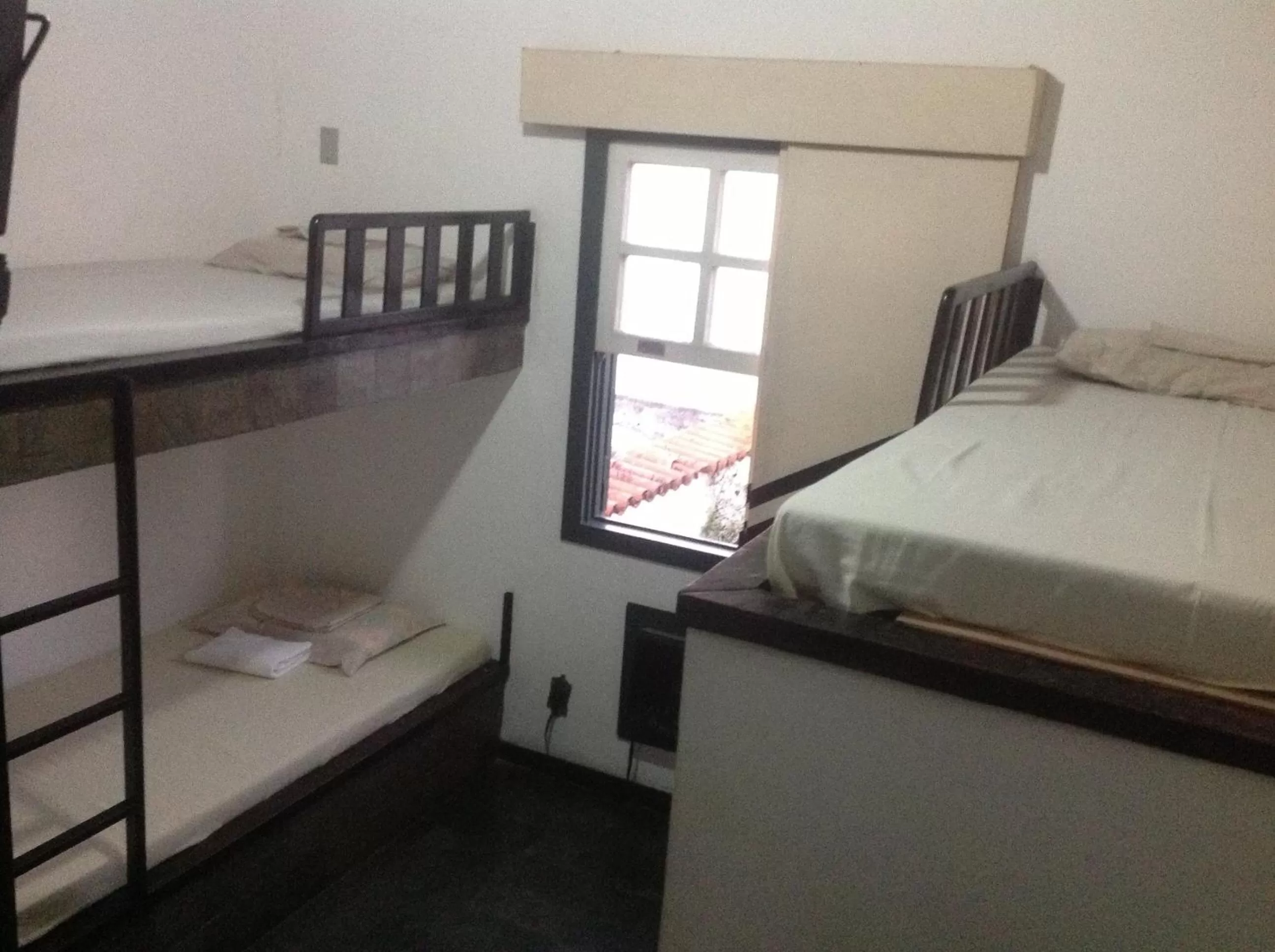 bunk bed, Bed in Pousada Canteiros