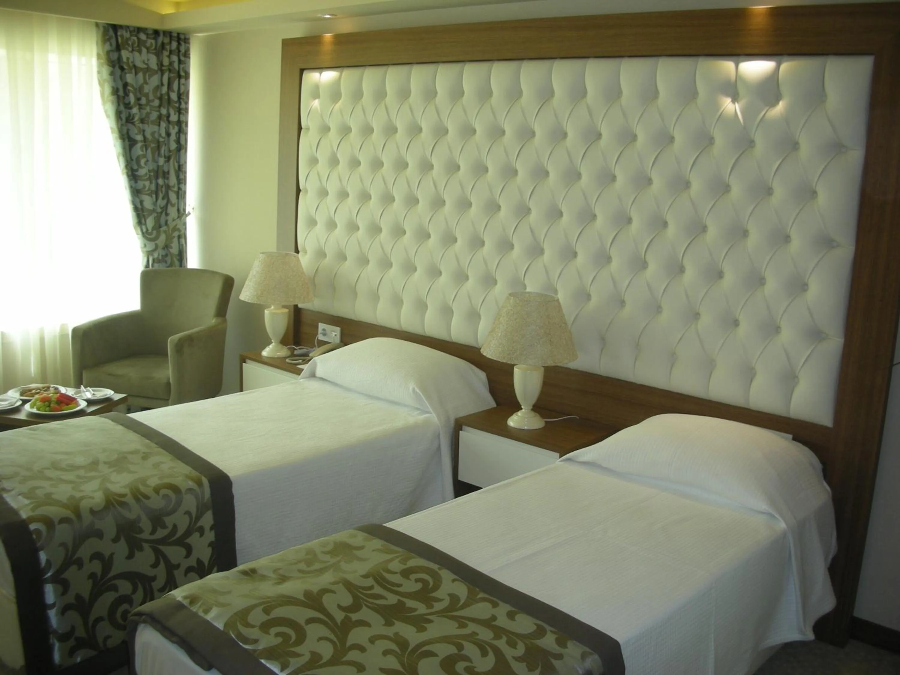 Photo of the whole room, Bed in Esila Hotel