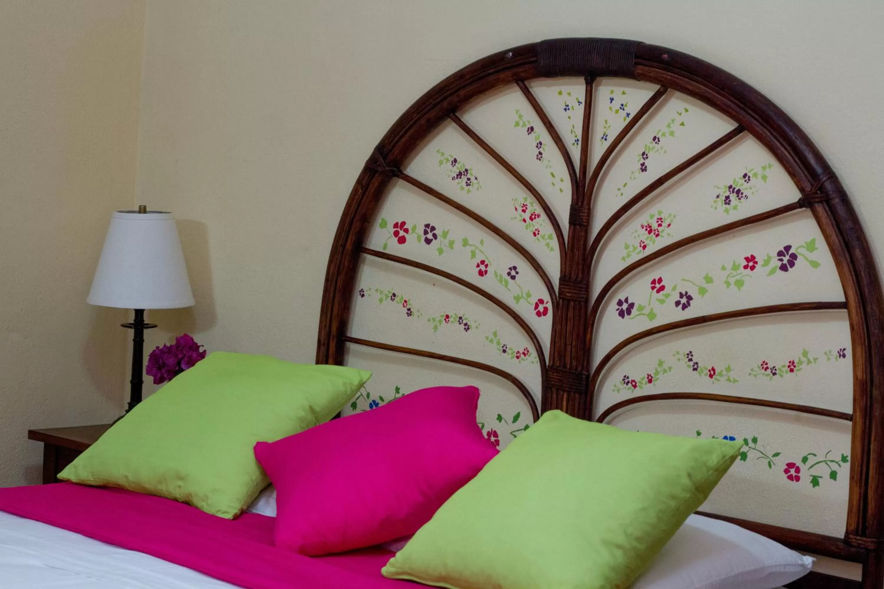 Bed in Hotel Colibri