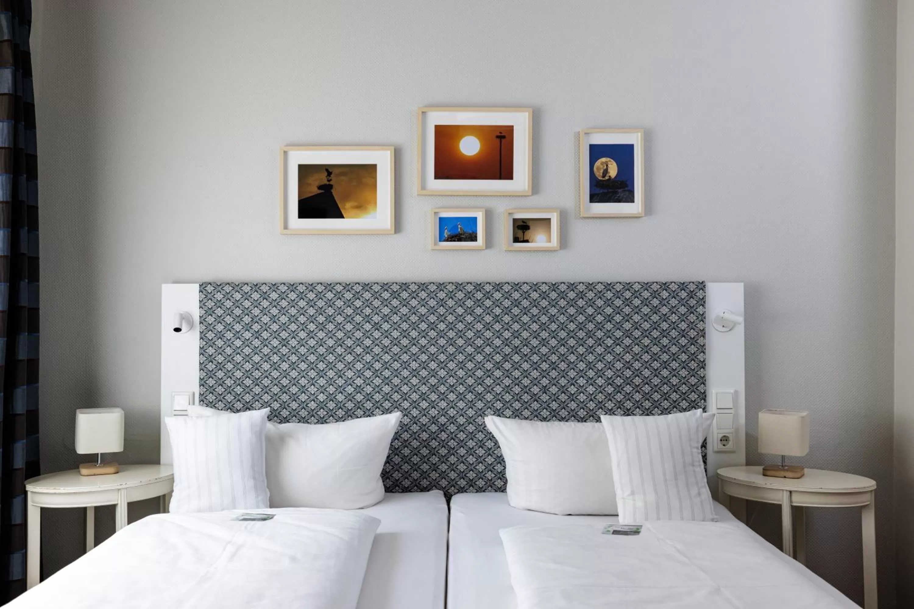 Living room, Bed in Flair Hotel zum Storchen