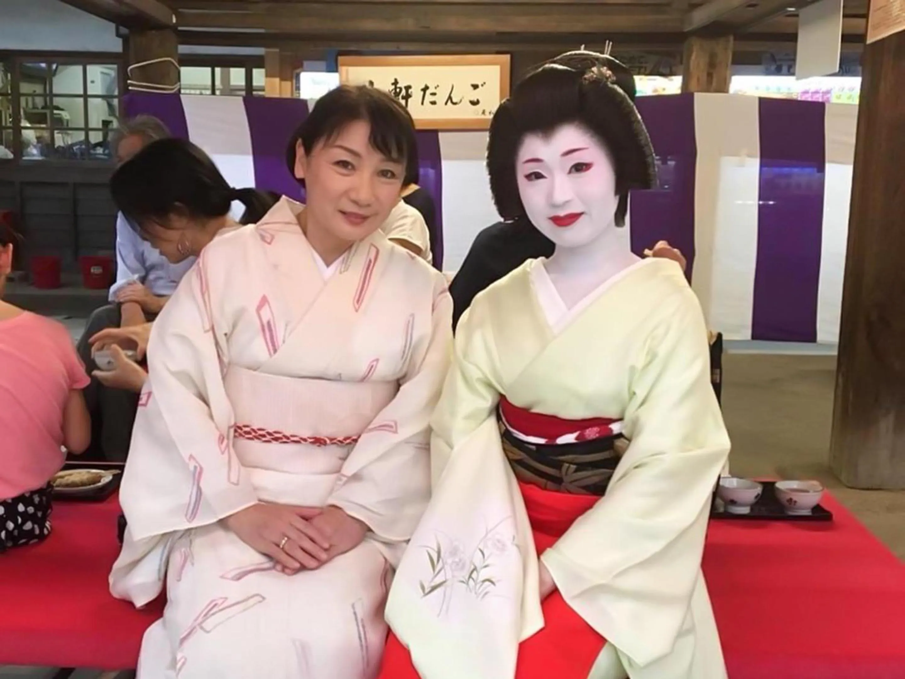 People in Guesthouse HANA Nishijin