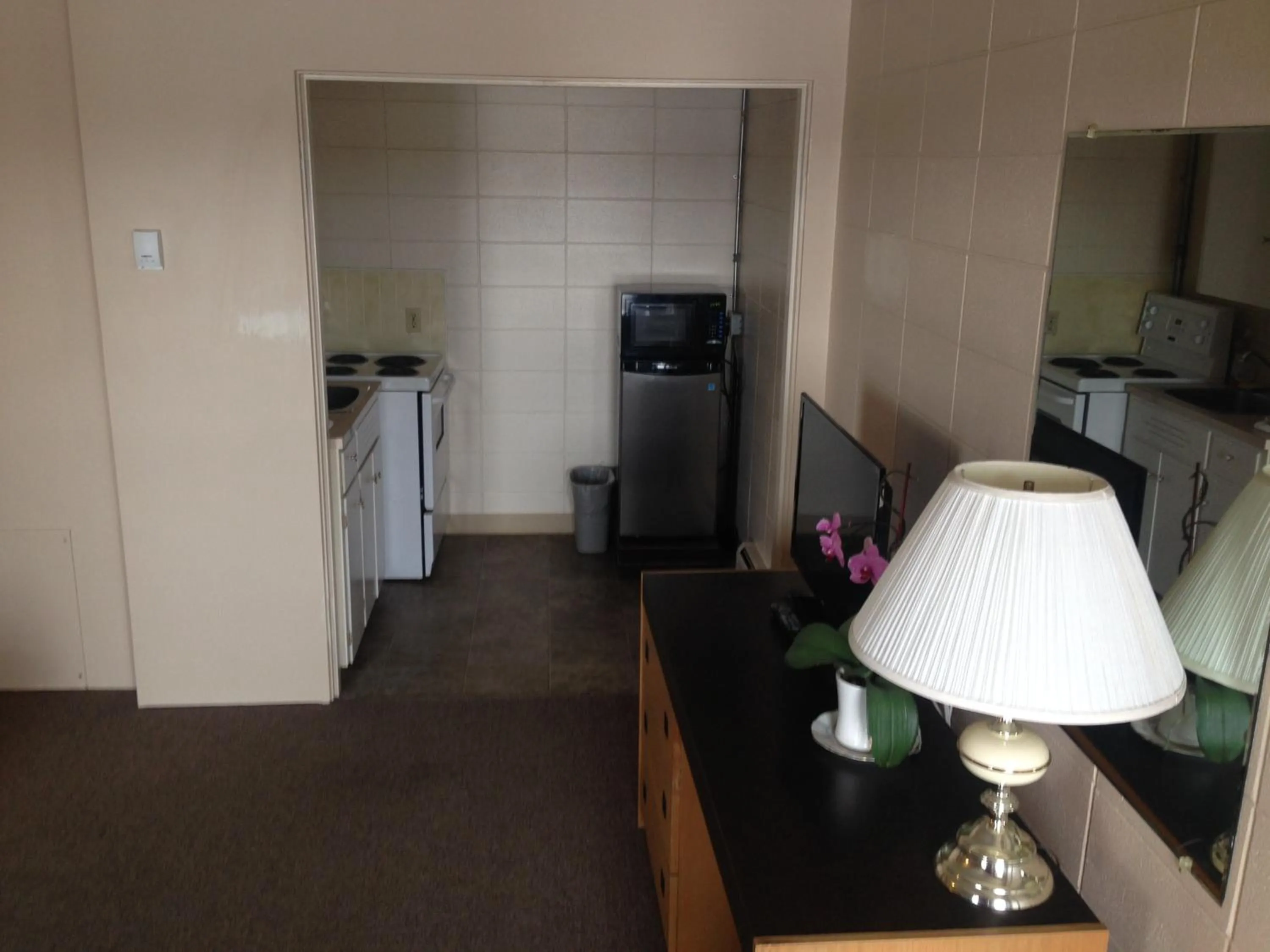 On-site shops in Siesta Motel