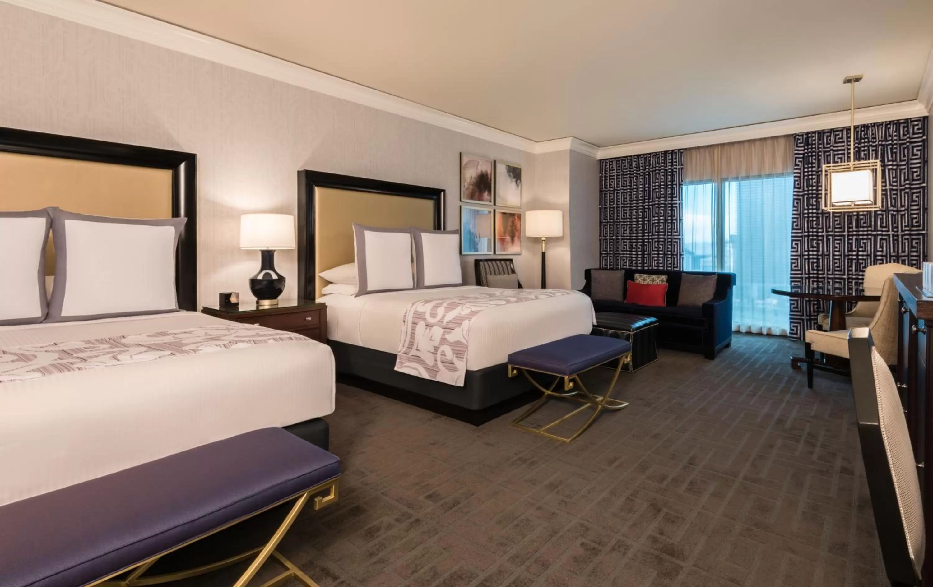 Photo of the whole room, Bed in Caesars Palace Hotel & Casino