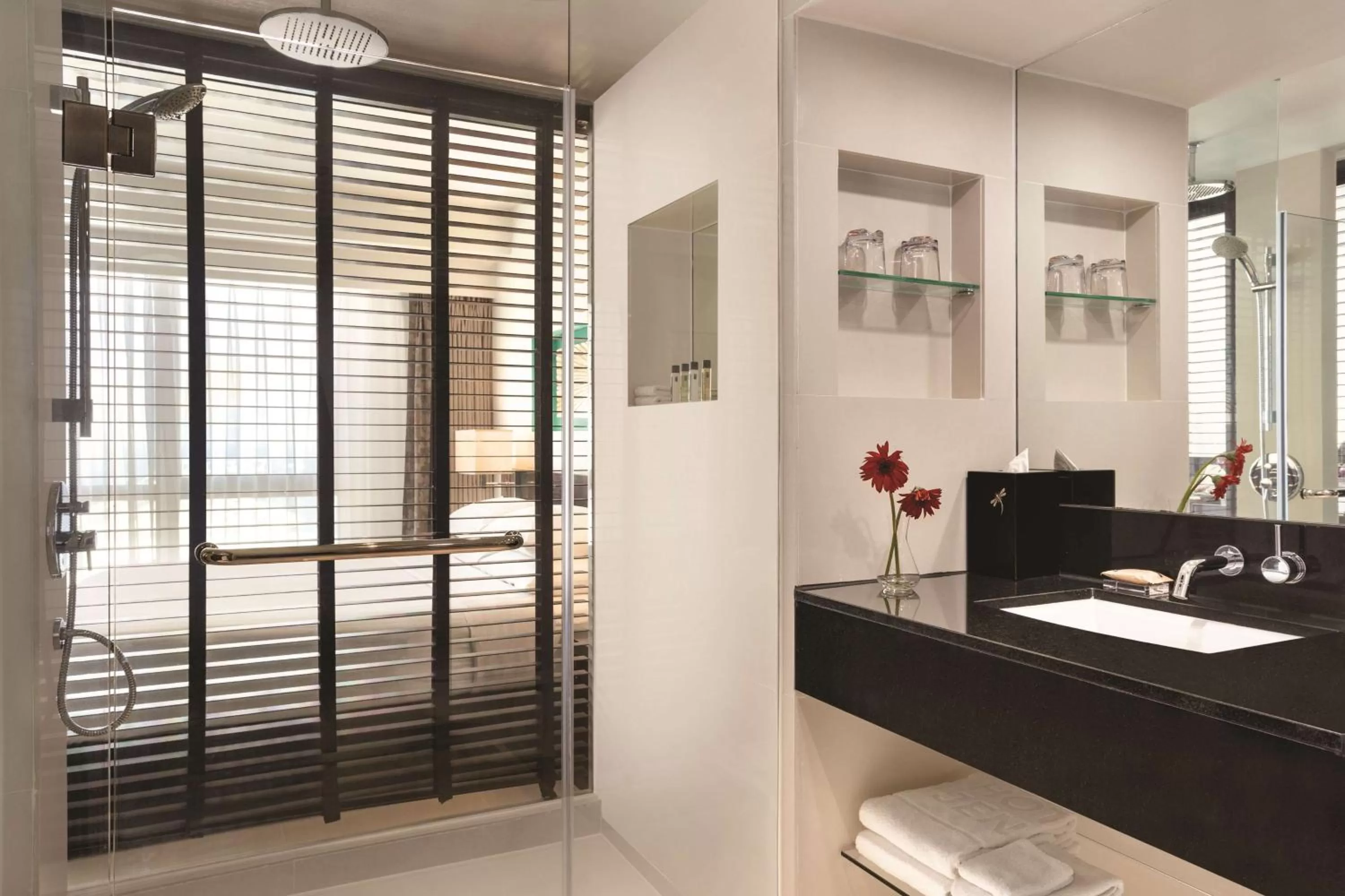 Photo of the whole room in Jen Maldives Male by Shangri-La