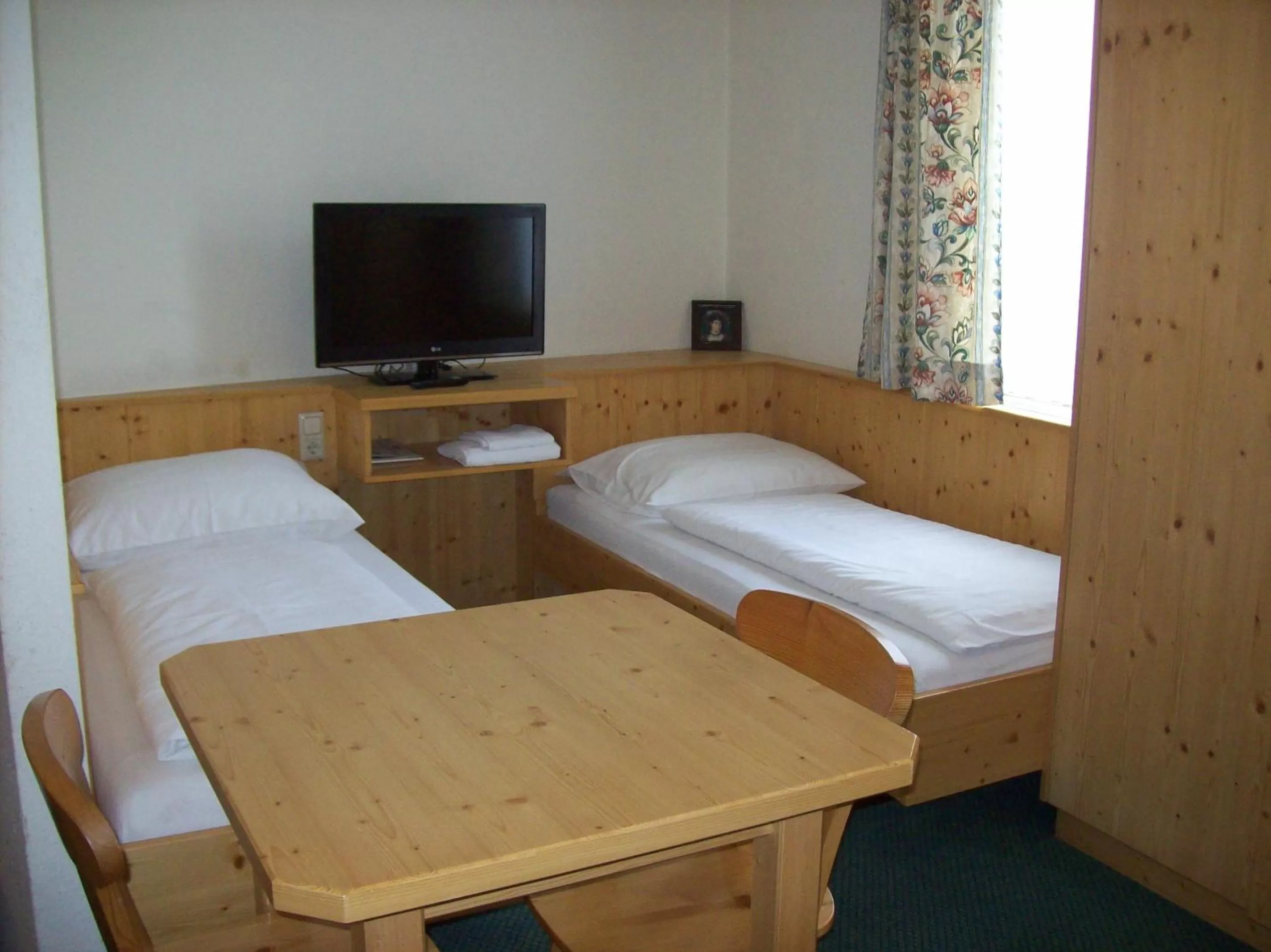 Bedroom, Bed in Hubertushof Fromwald Hotel und Gasthof