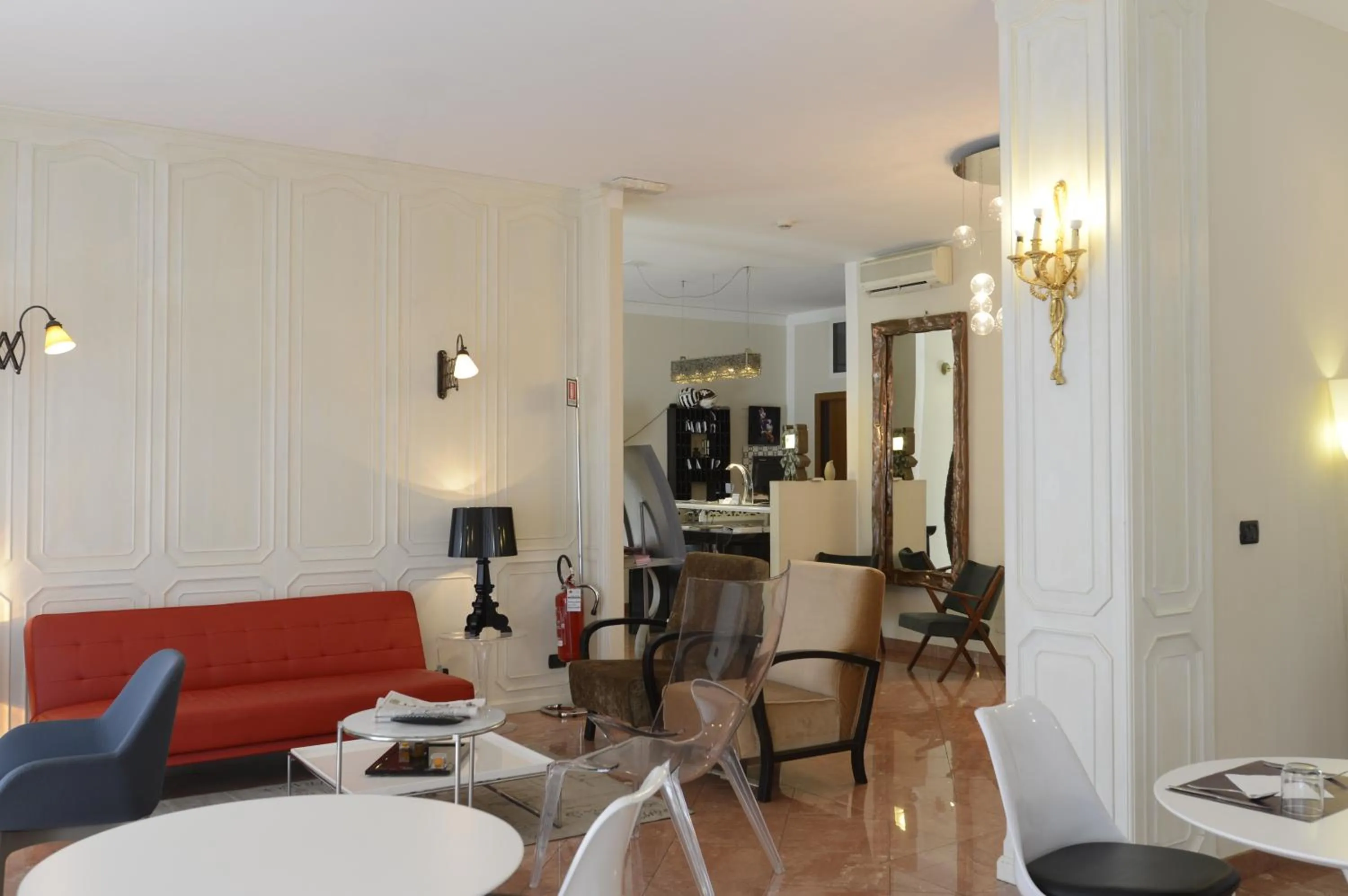 Lobby or reception in Hotel Tourist