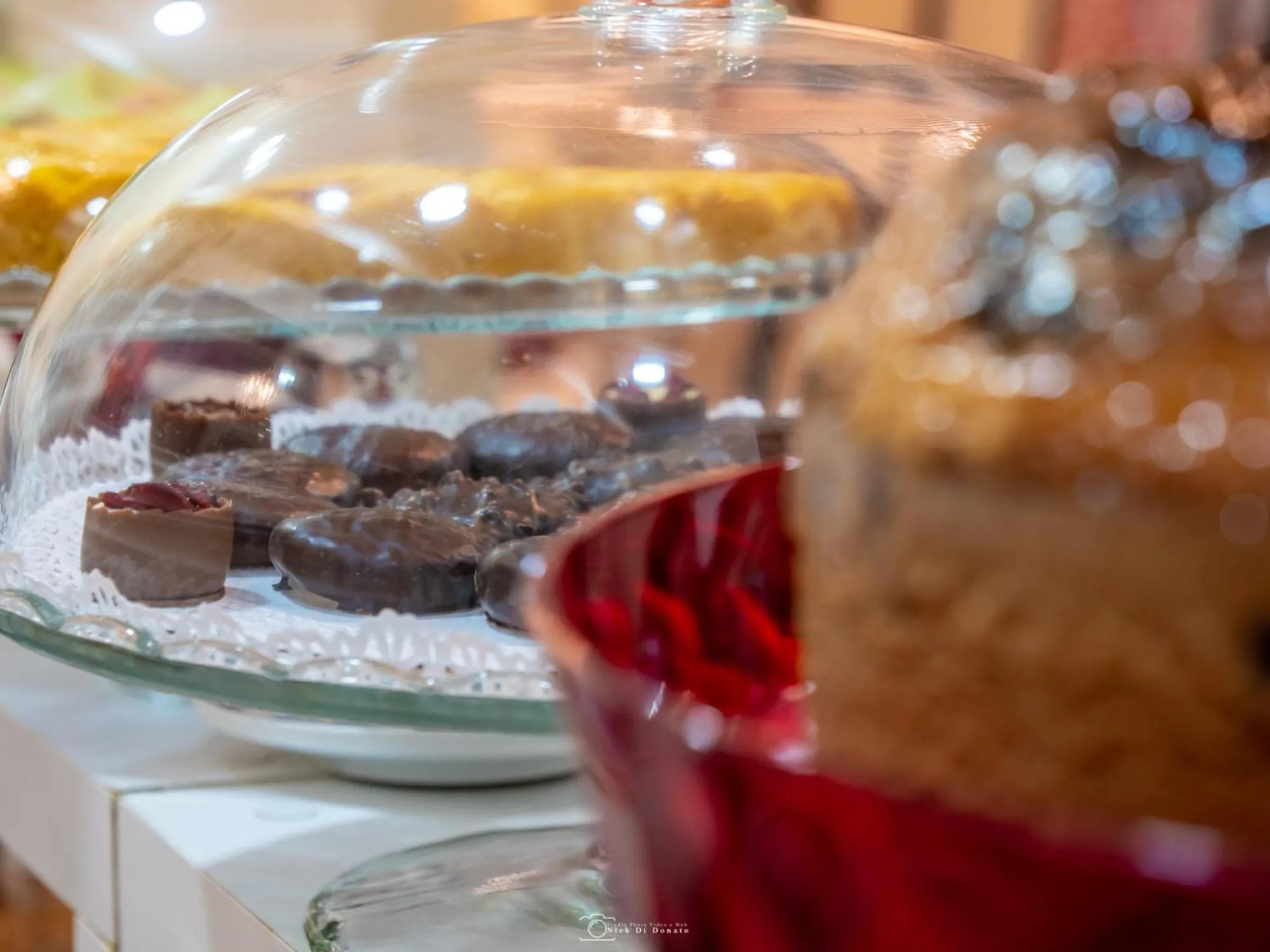 Food and drinks in Hotel Suite Caesar