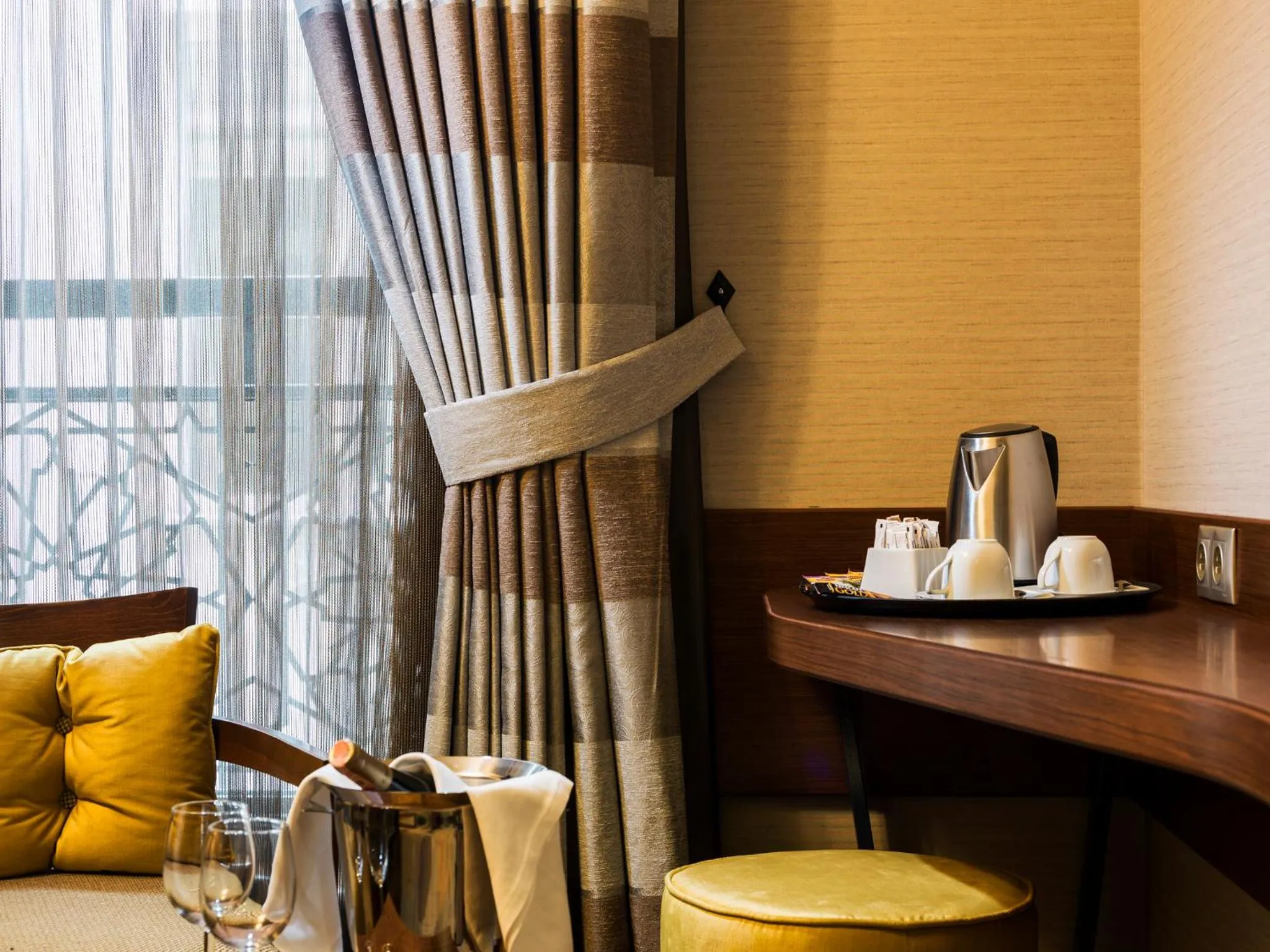 Coffee/tea facilities in Manesol Boutique Galata