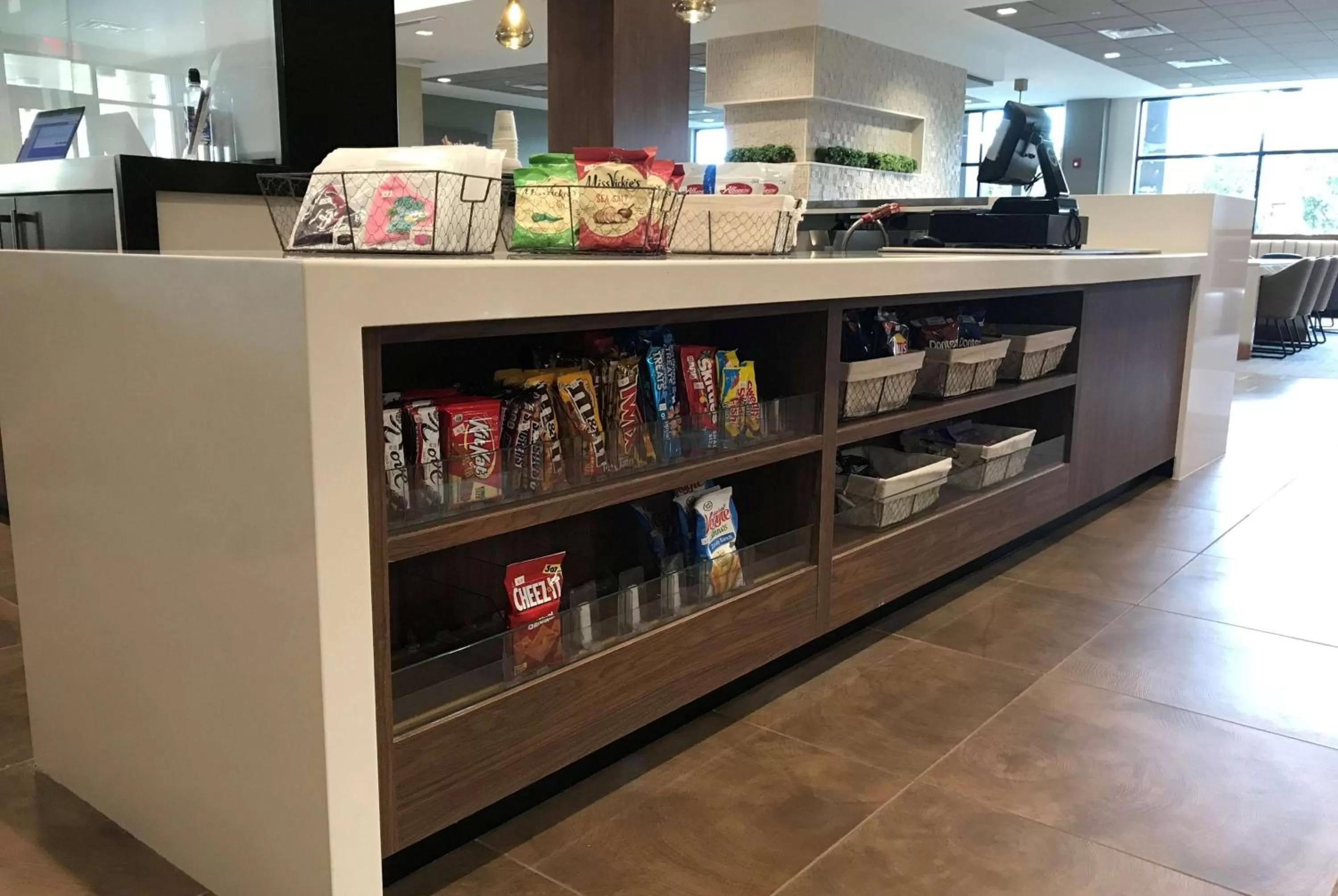 Restaurant/places to eat in Wyndham Garden Orlando Universal / I Drive