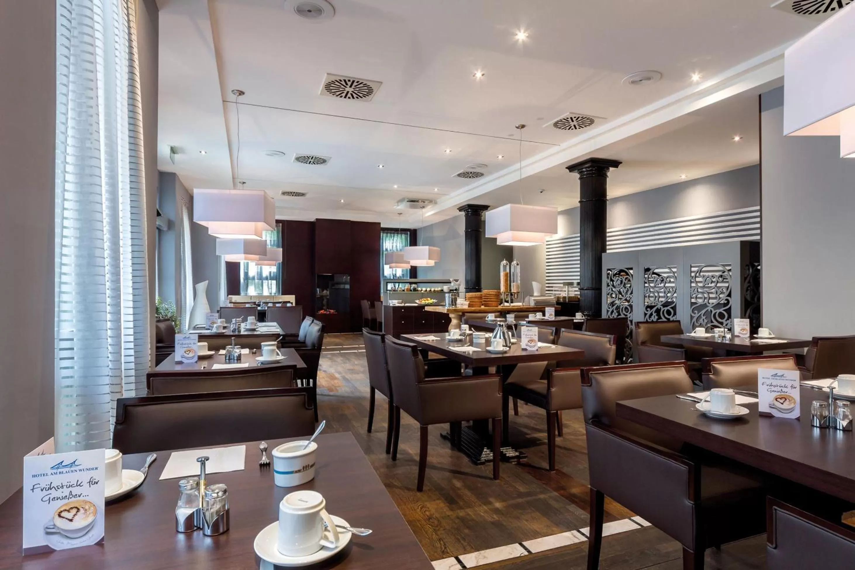 Restaurant/places to eat in Hotel Am Blauen Wunder