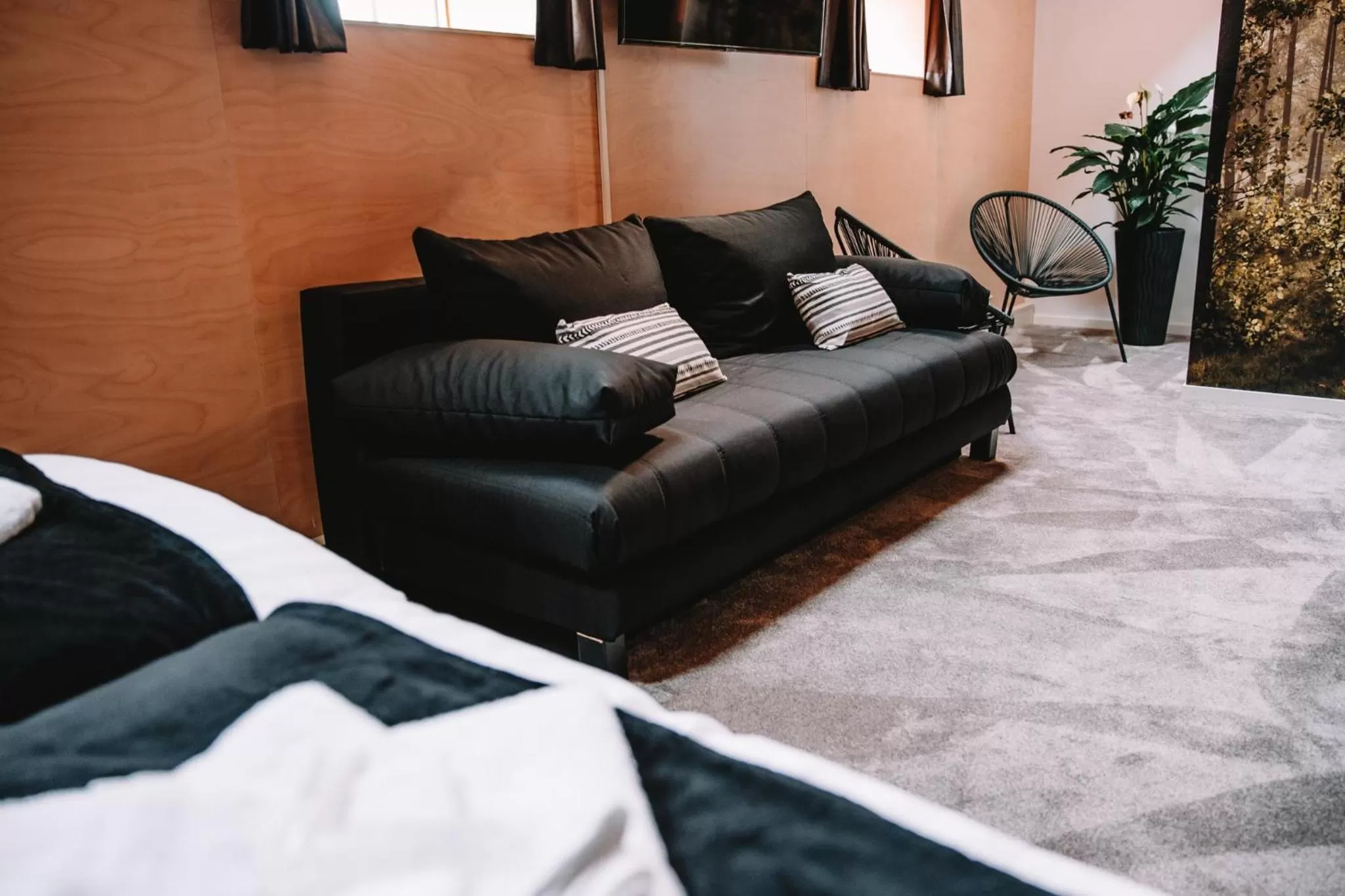 Seating area, Bed in Harlingen Staete B&B Boutique hotel
