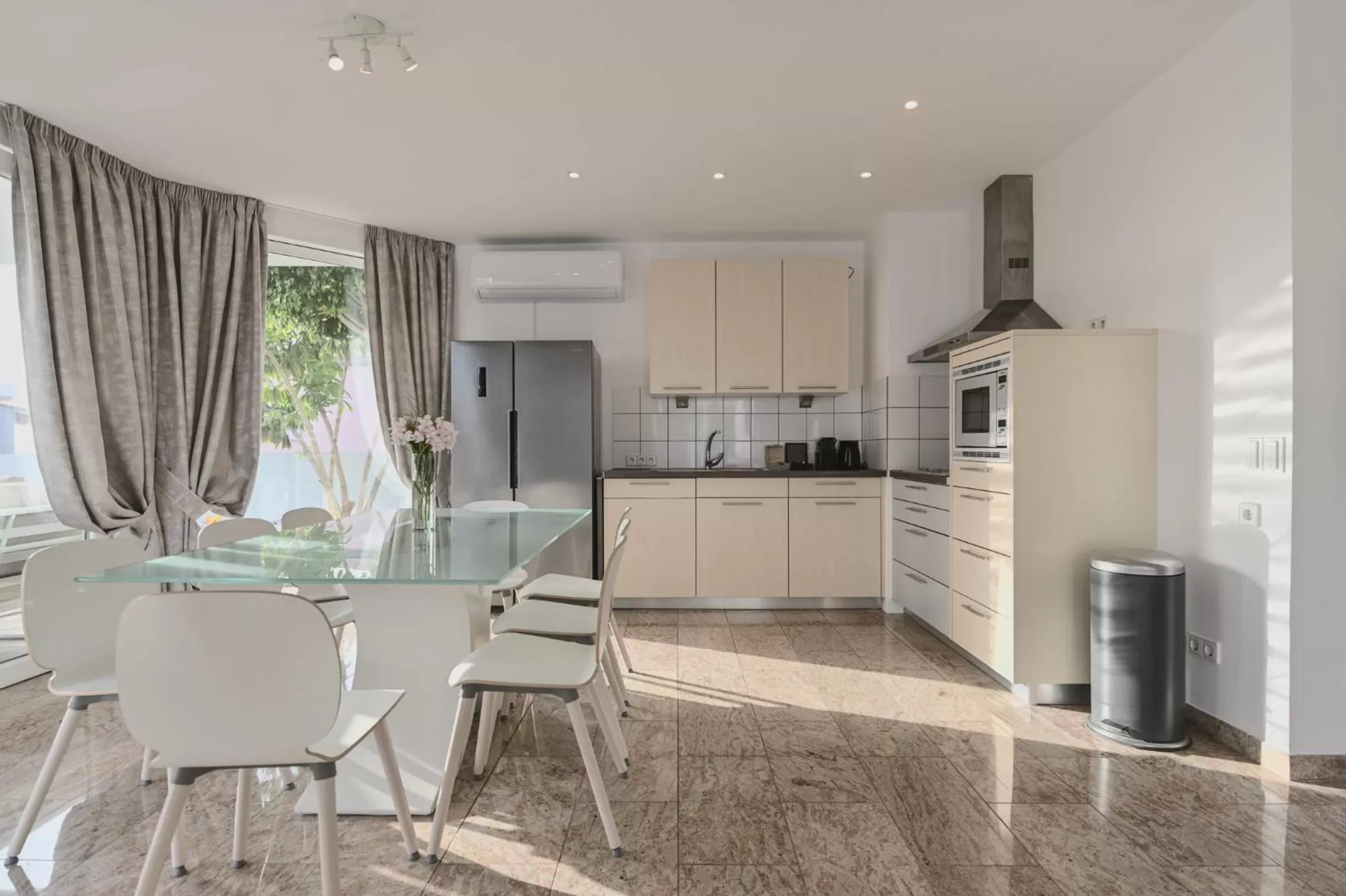 Kitchen or kitchenette in Villa Boutique Tenerife