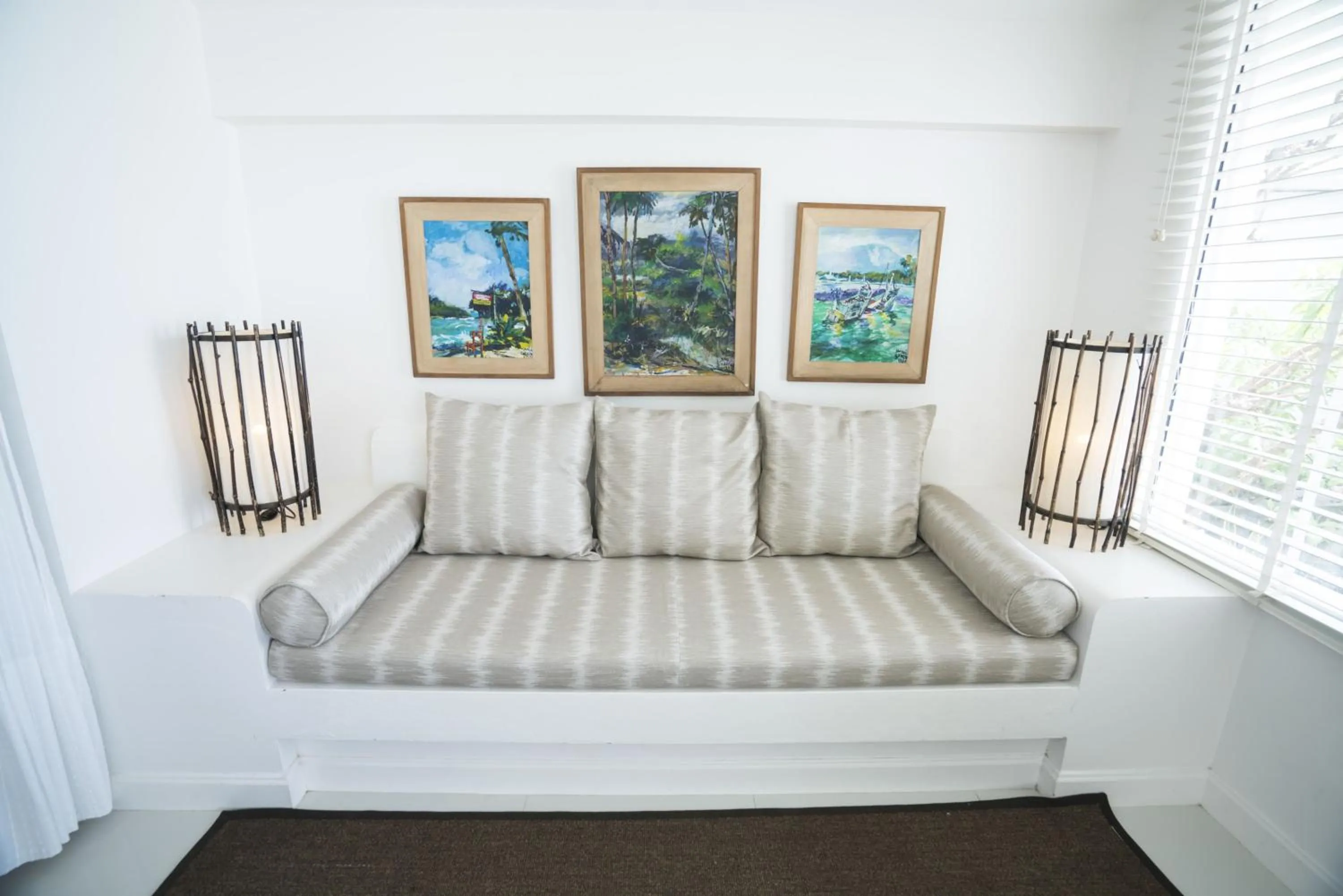 Seating area in King's Garden Resort - SHA Plus