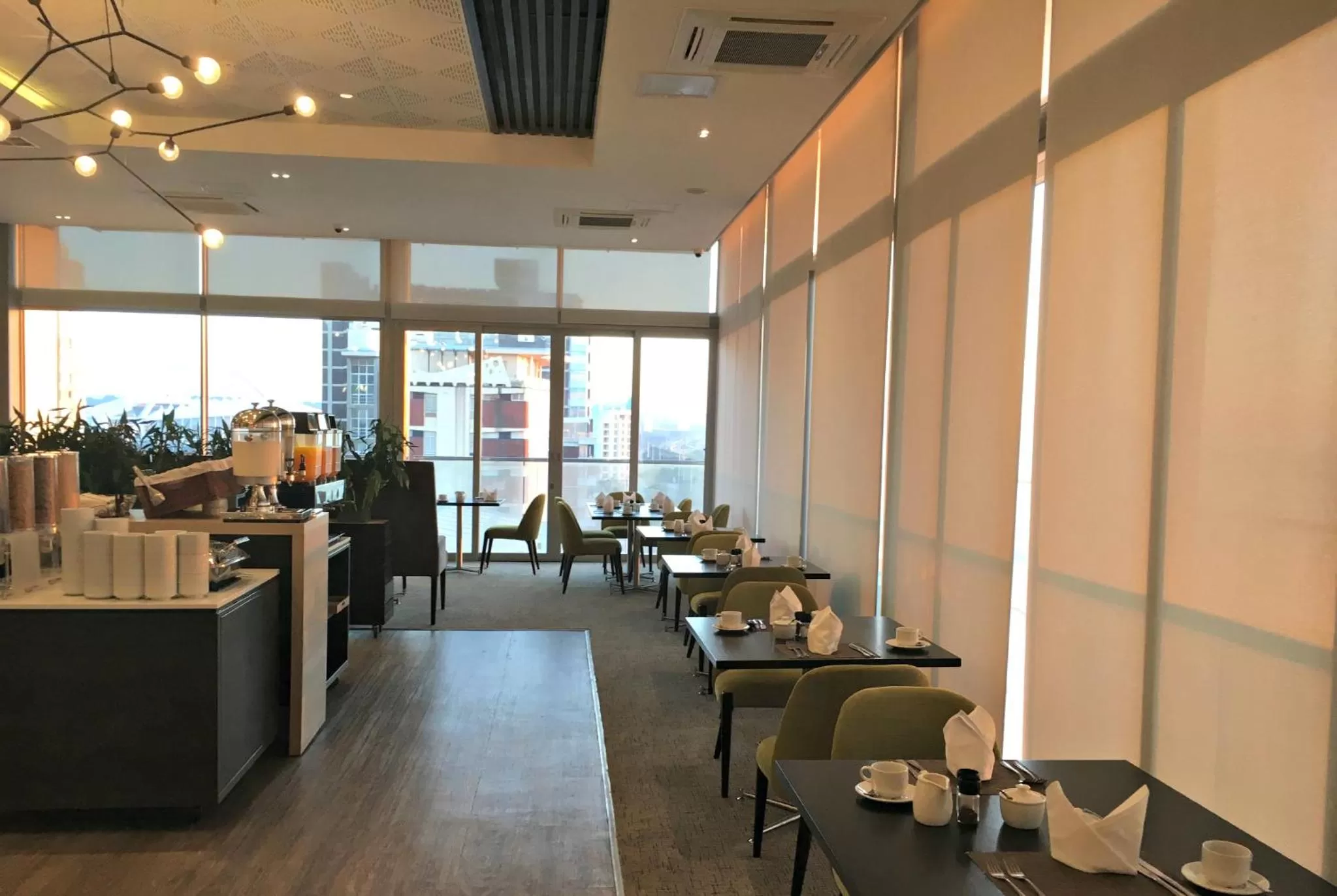 Food and drinks in Belaire Suites Hotel