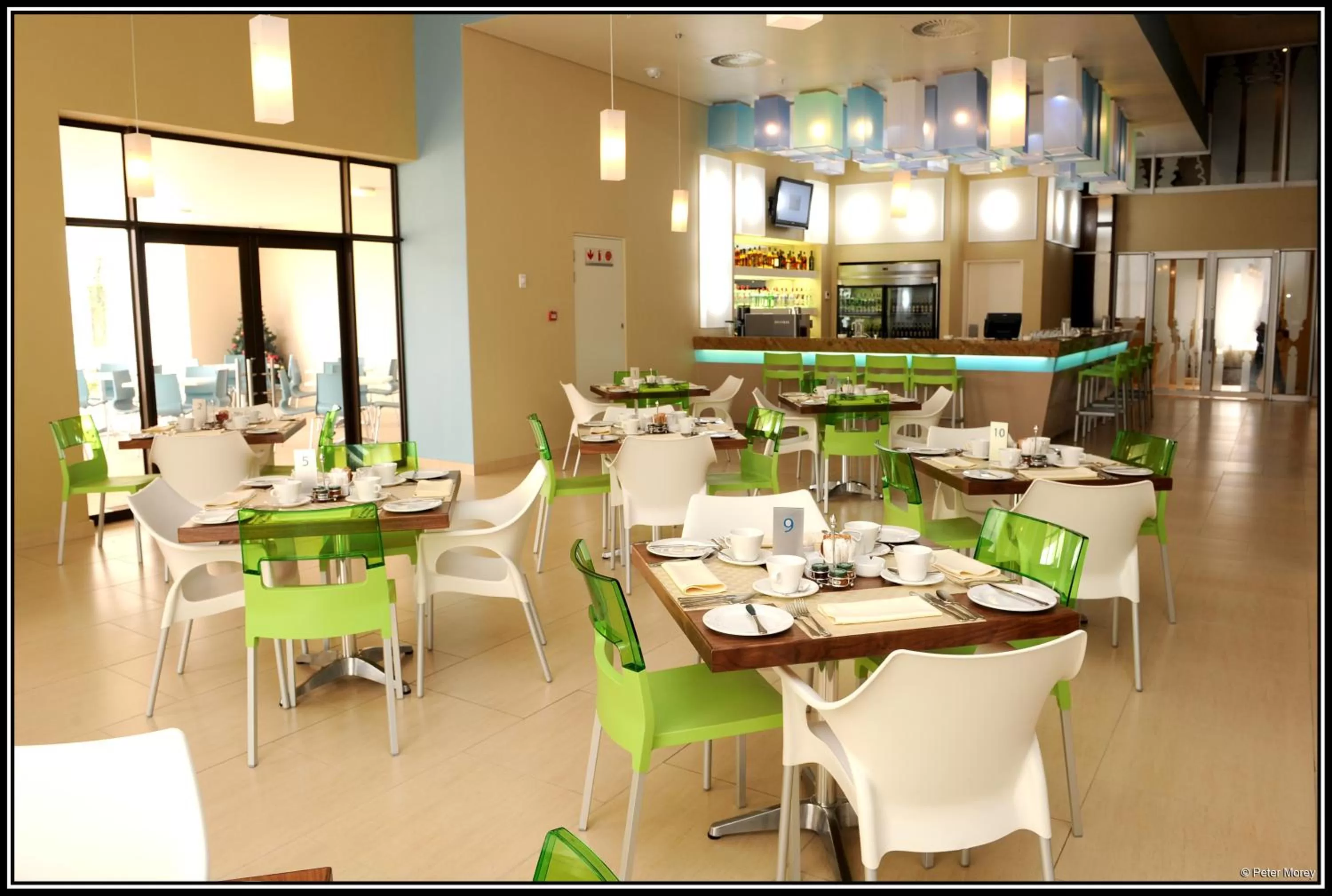 Restaurant/places to eat in Metcourt at Emperors Palace