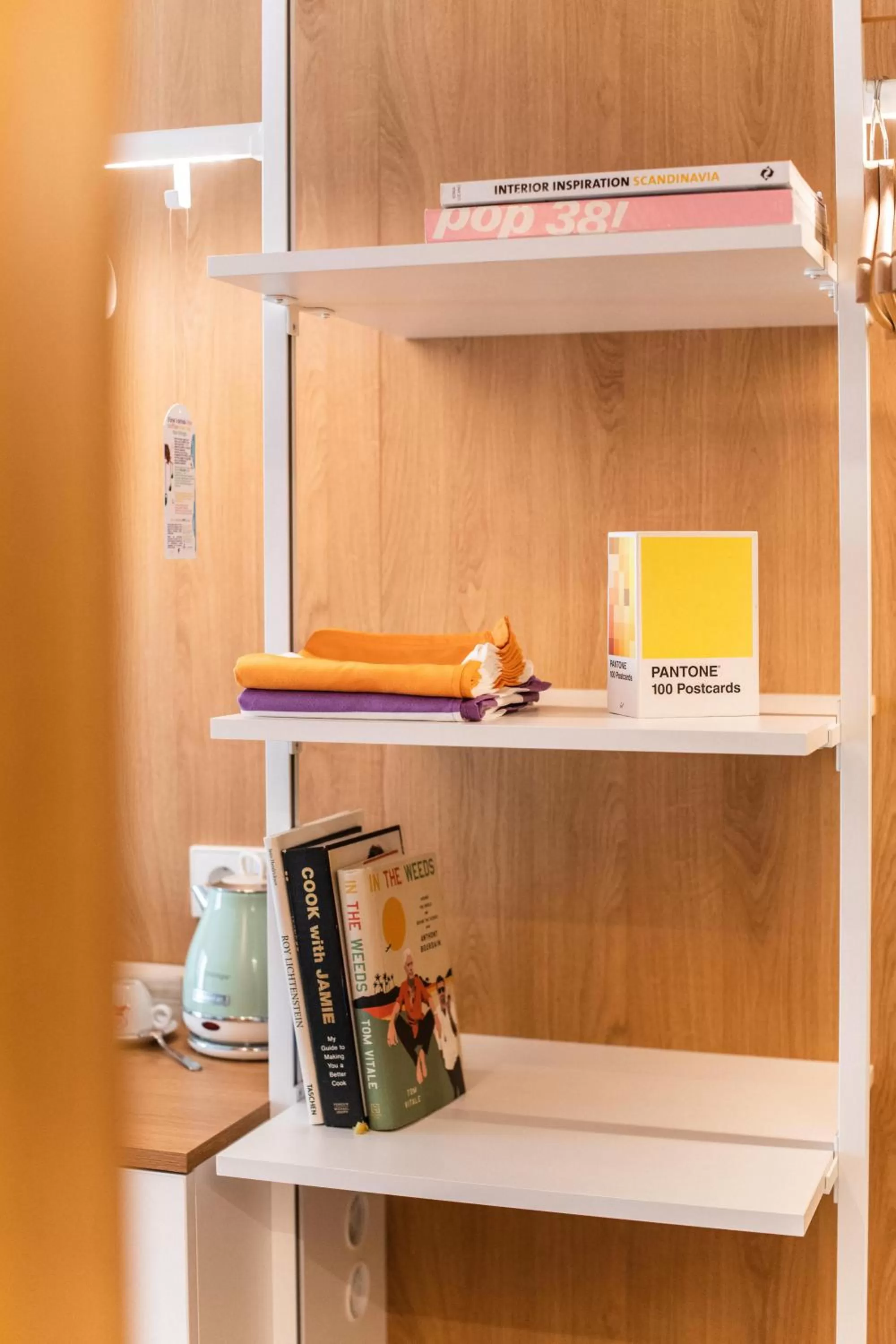 hair dresser in Hotel Kitchen59