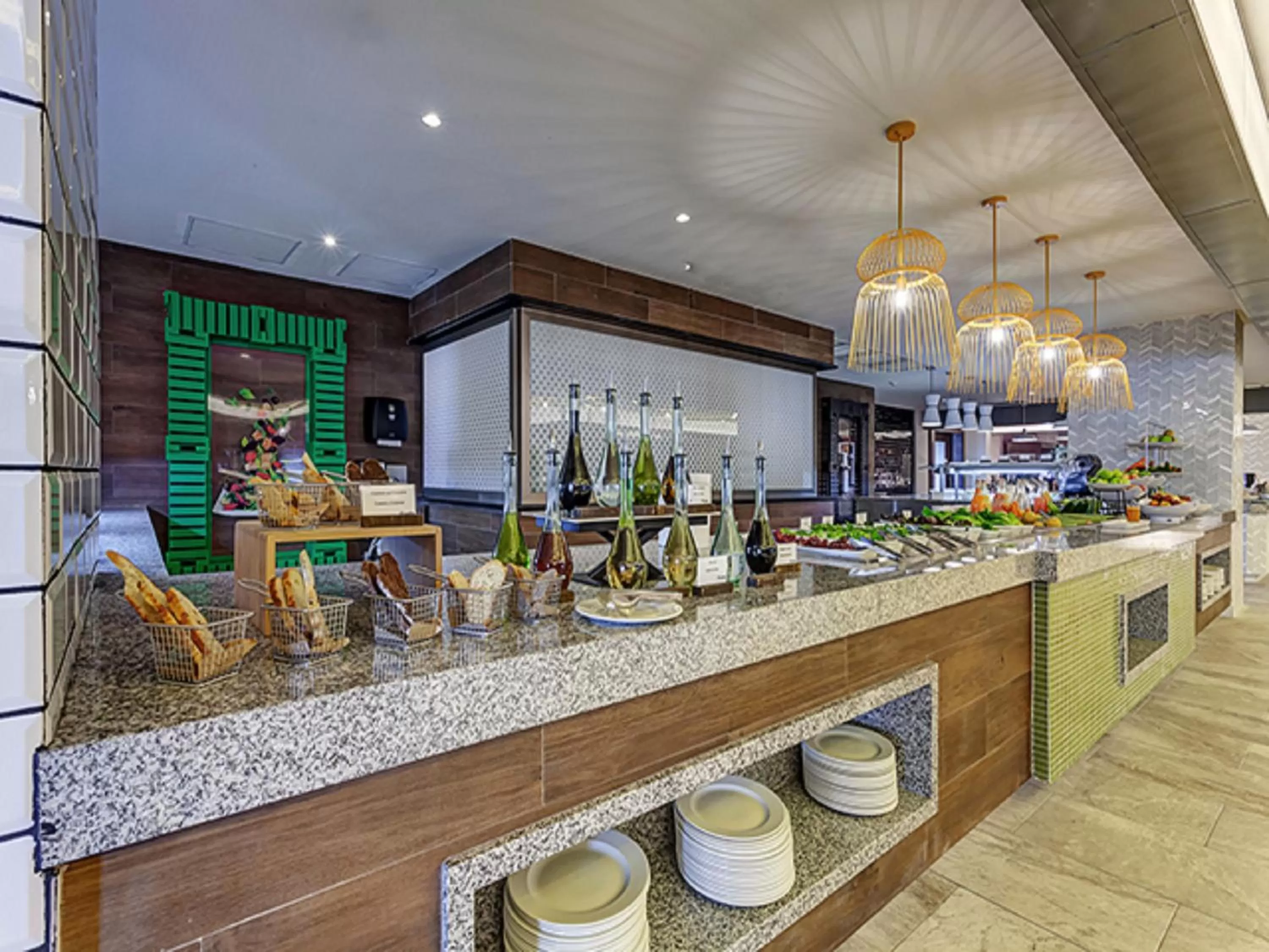 Restaurant/places to eat in Royalton CHIC Cancun, An Autograph Collection All-Inclusive Resort - Adults Only