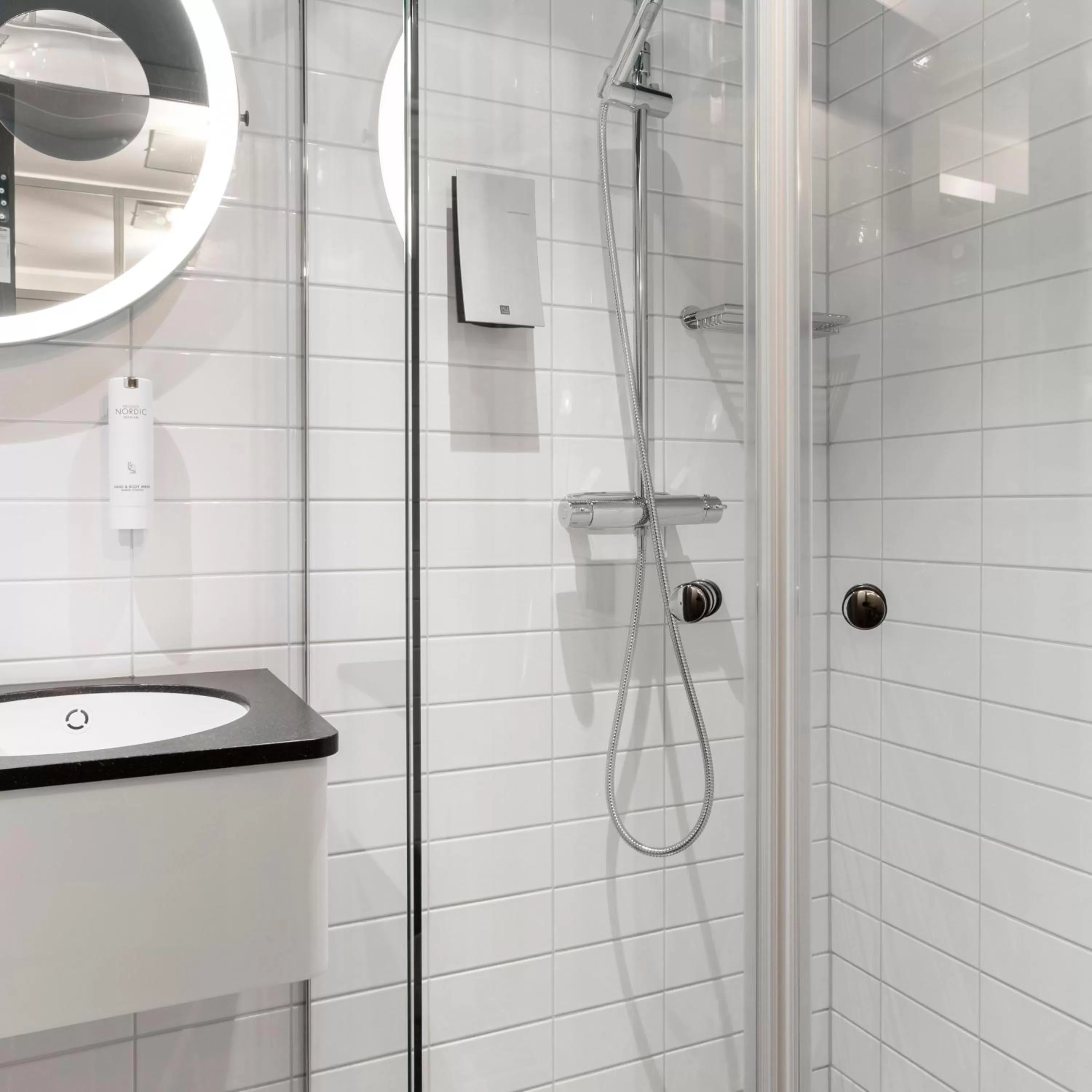 Bathroom in Best Western Hotel at 108