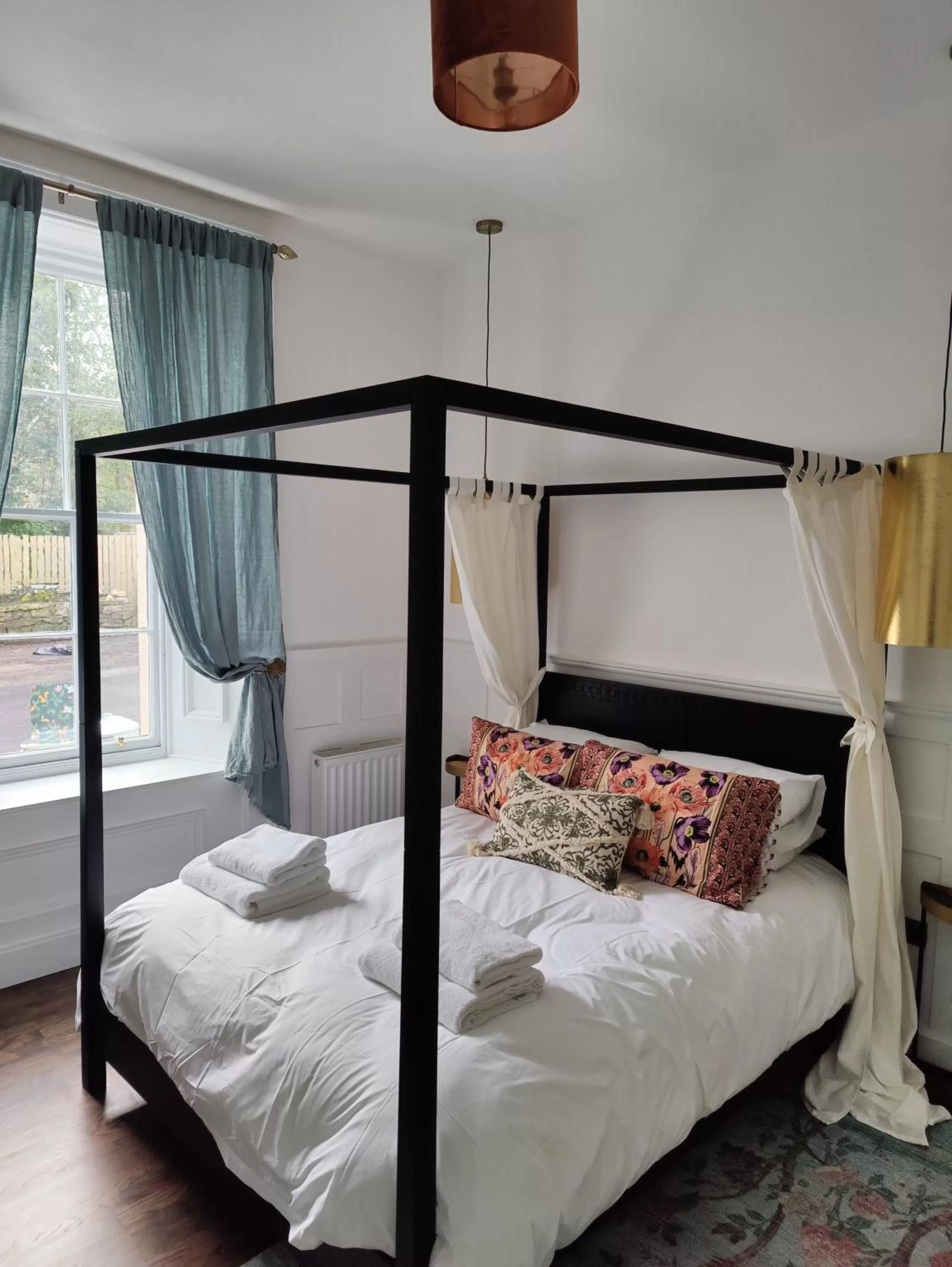 Bed in Slateford House 1770 Luxury Aparthotel by The House of Danu