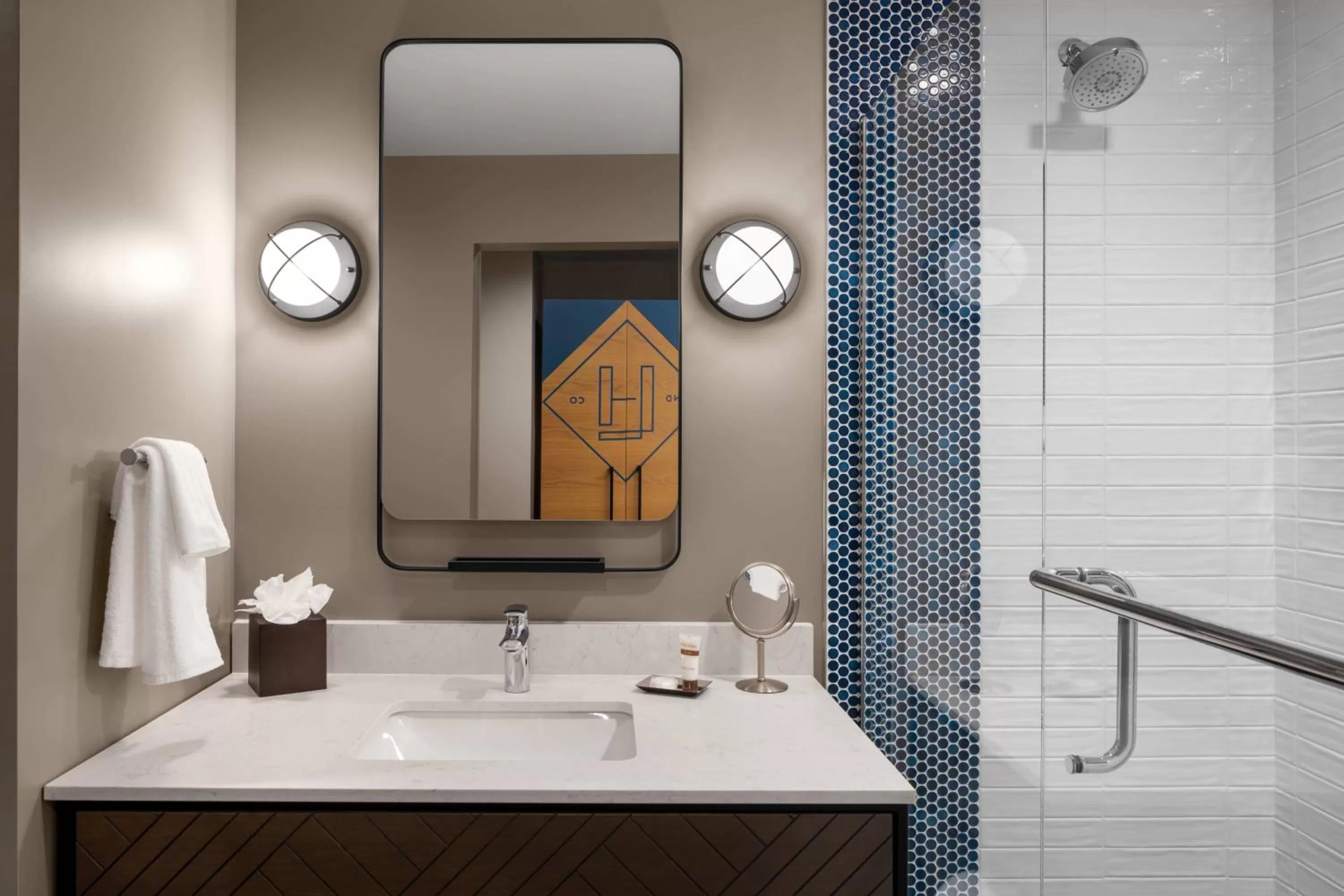 Bathroom in Luminary Hotel & Co., Autograph Collection