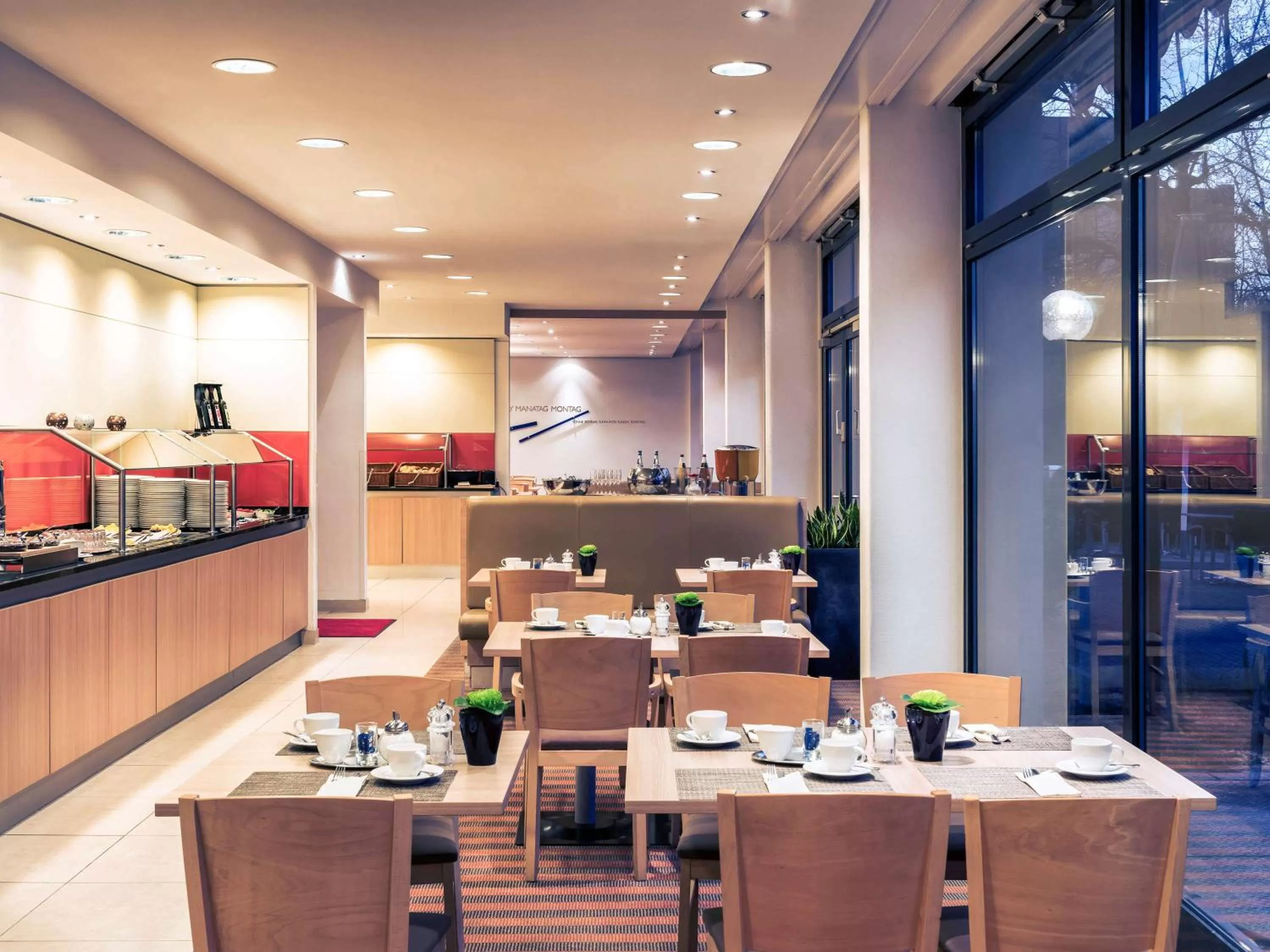 Restaurant/places to eat in Mercure Hotel Mannheim am Friedensplatz