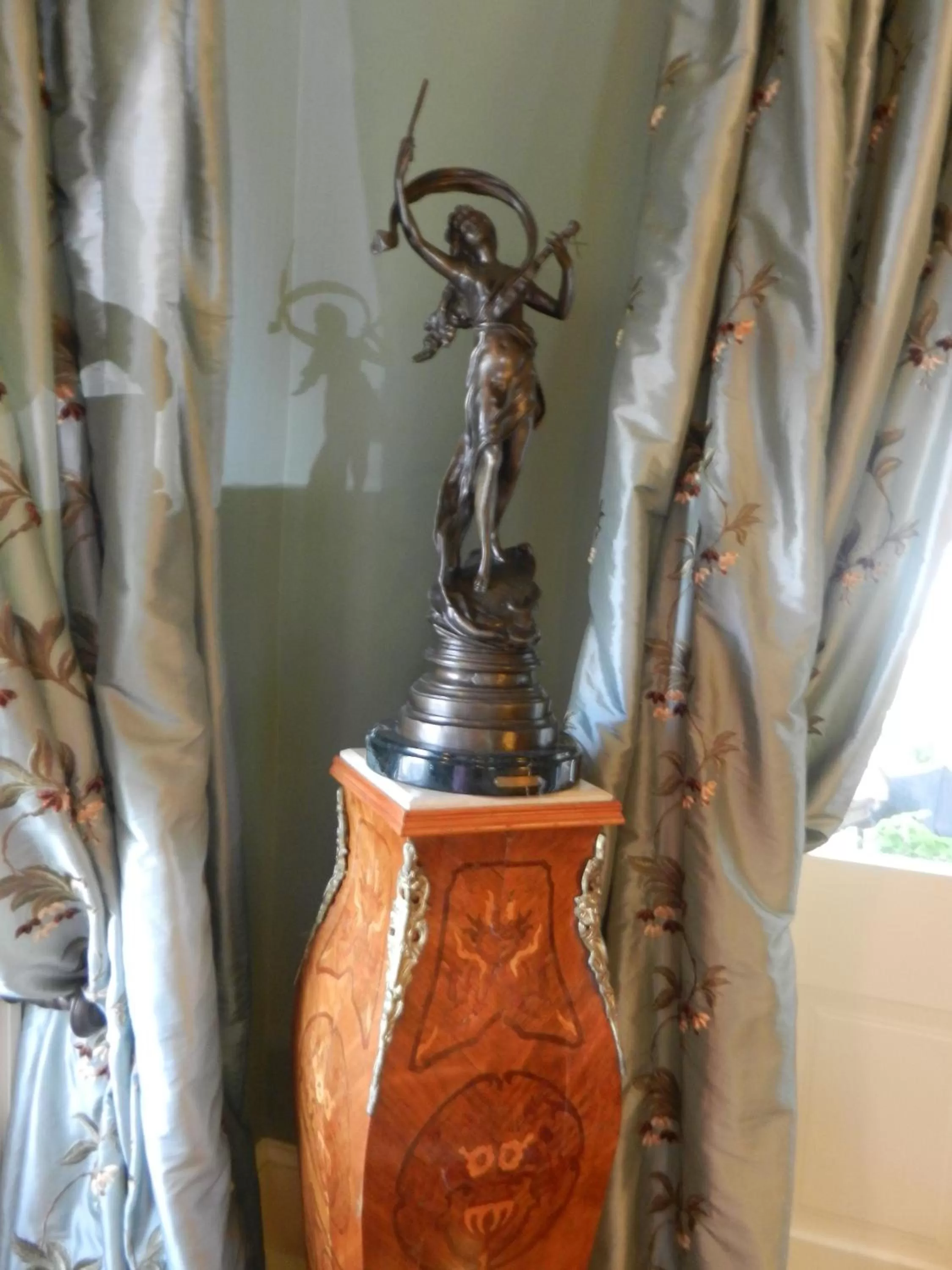 Decorative detail in 22 Charlotte