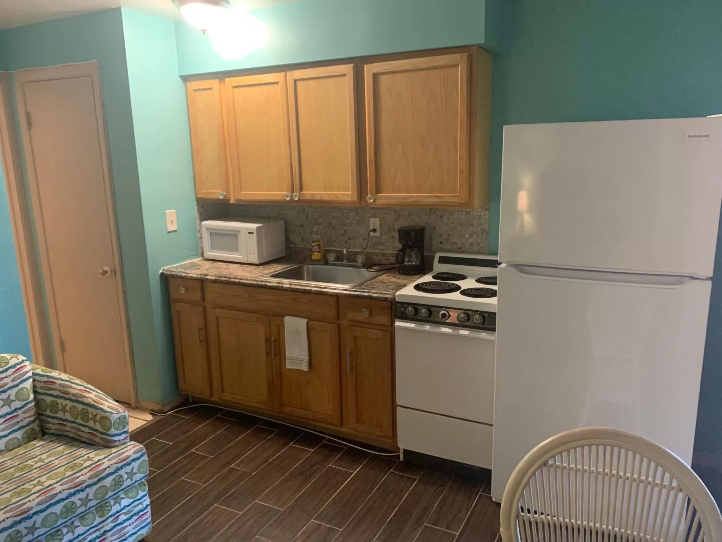 Kitchen or kitchenette, Kitchen/Kitchenette in Michaels Siesta Studios