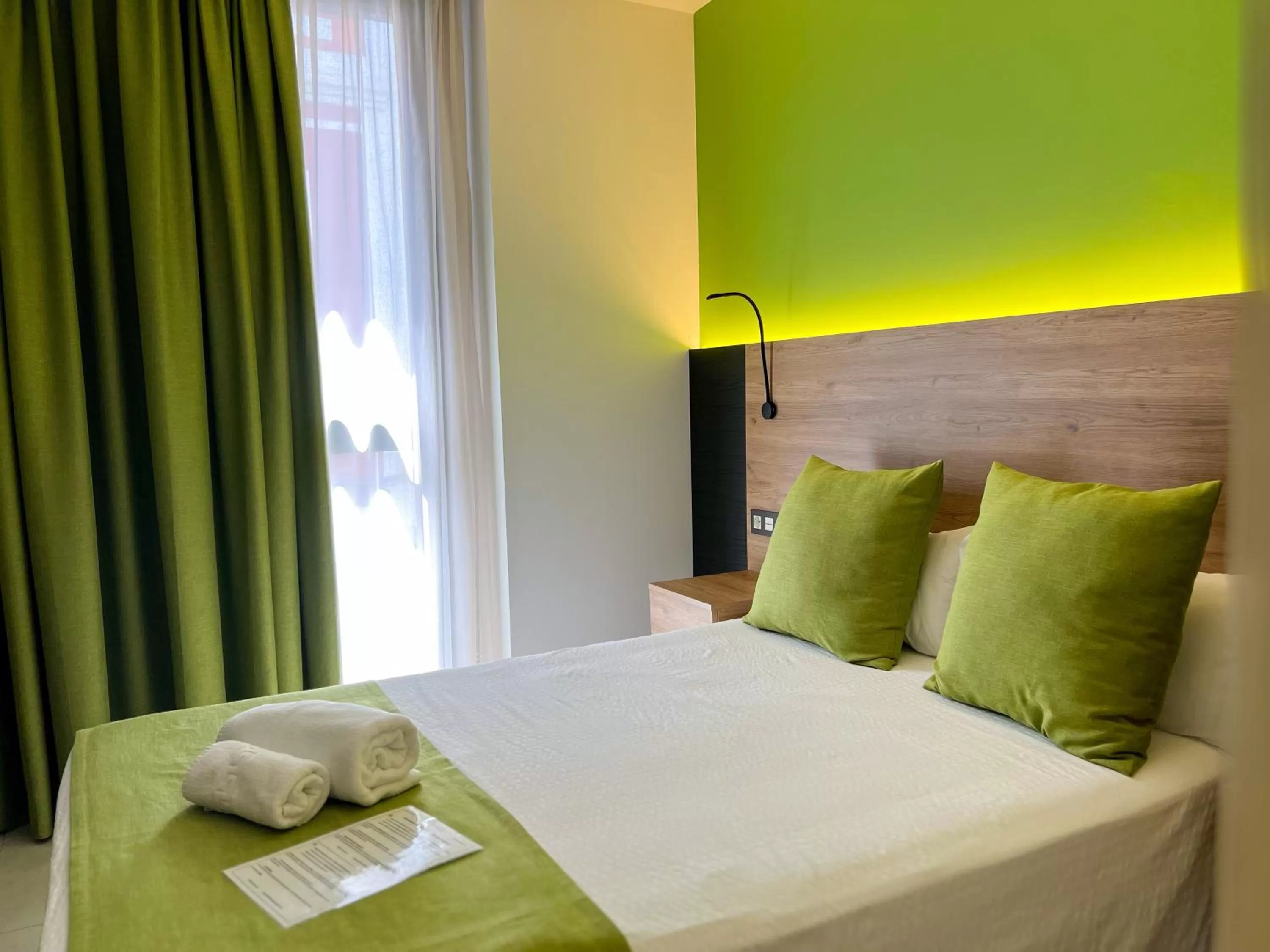 Bed in Hotel MG Poniente