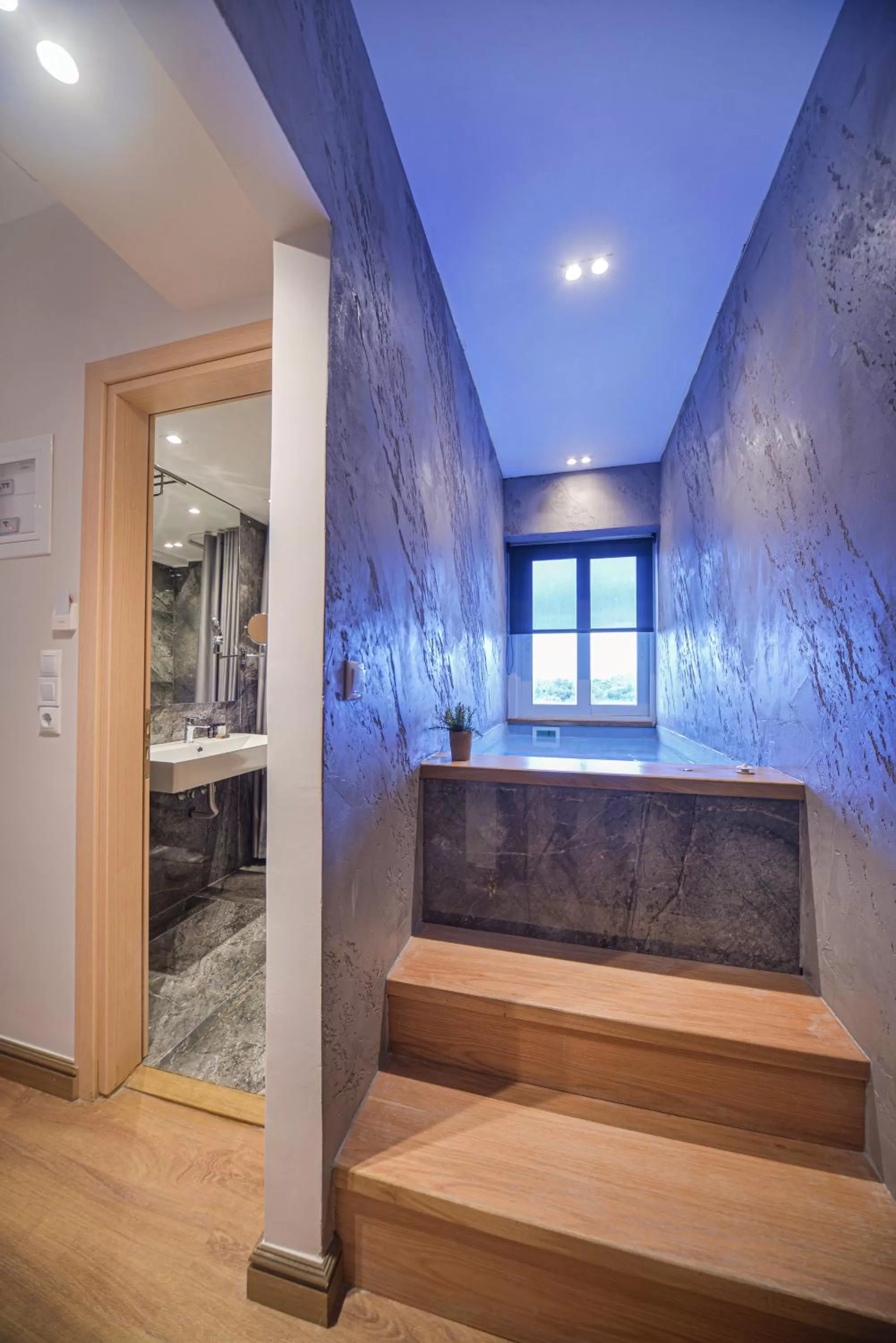 Hot Tub in Anixi Hotel by AP