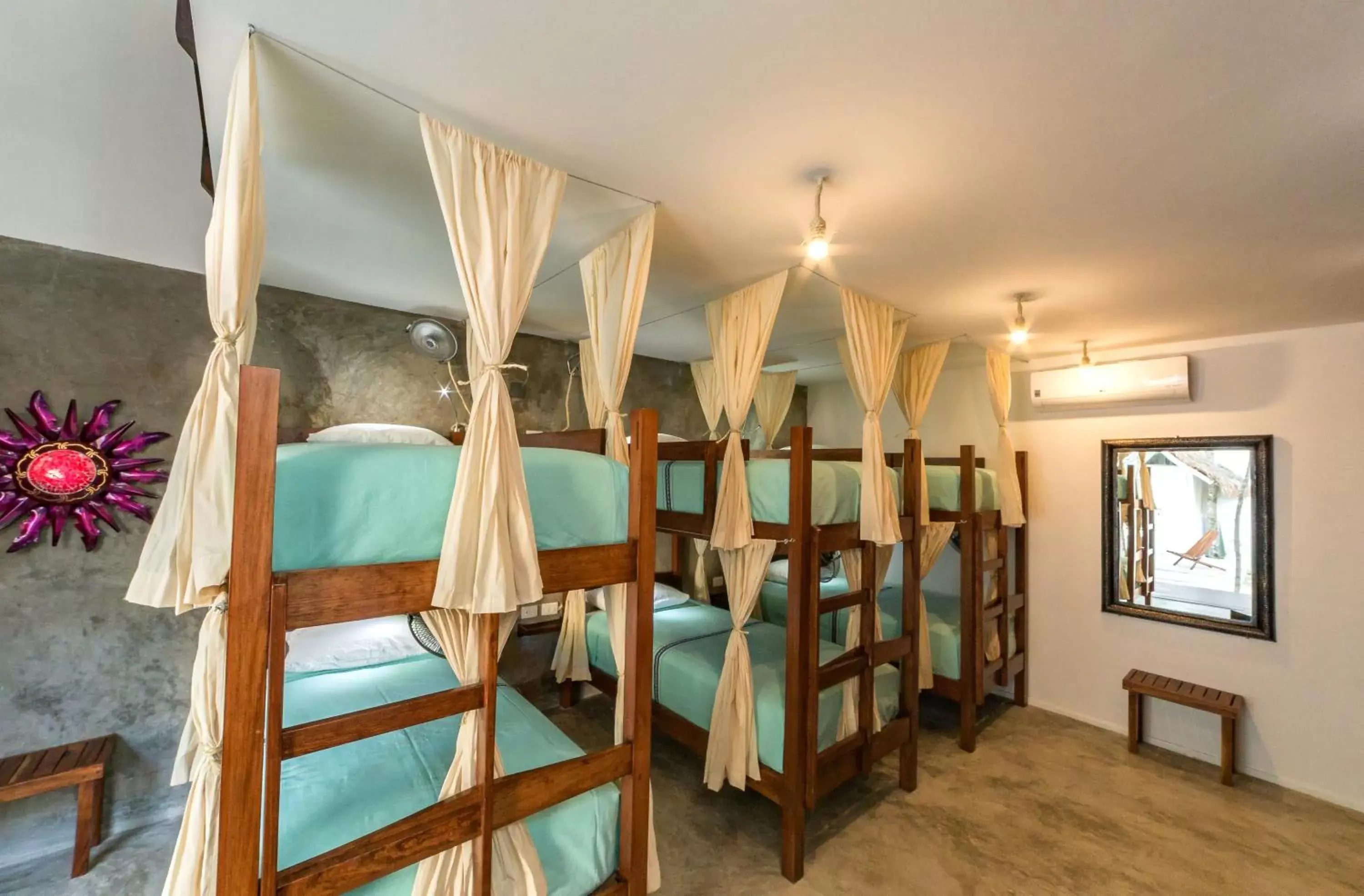 Bed in 6-Bed Dormitory Room in Mimosa Tulum Bed in 6-Bed Dormitory Room in Mimosa Tulum