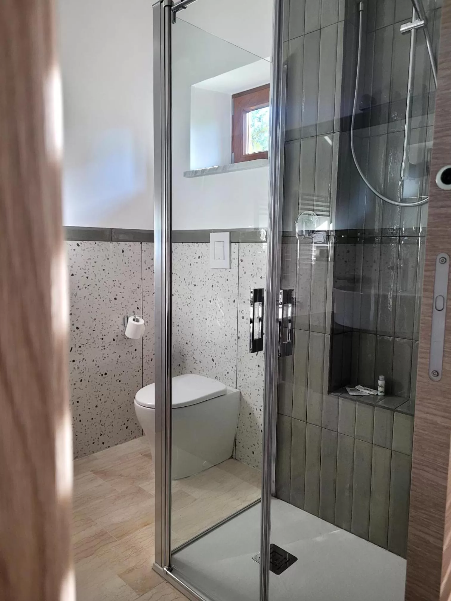 Shower in Pompei Suite