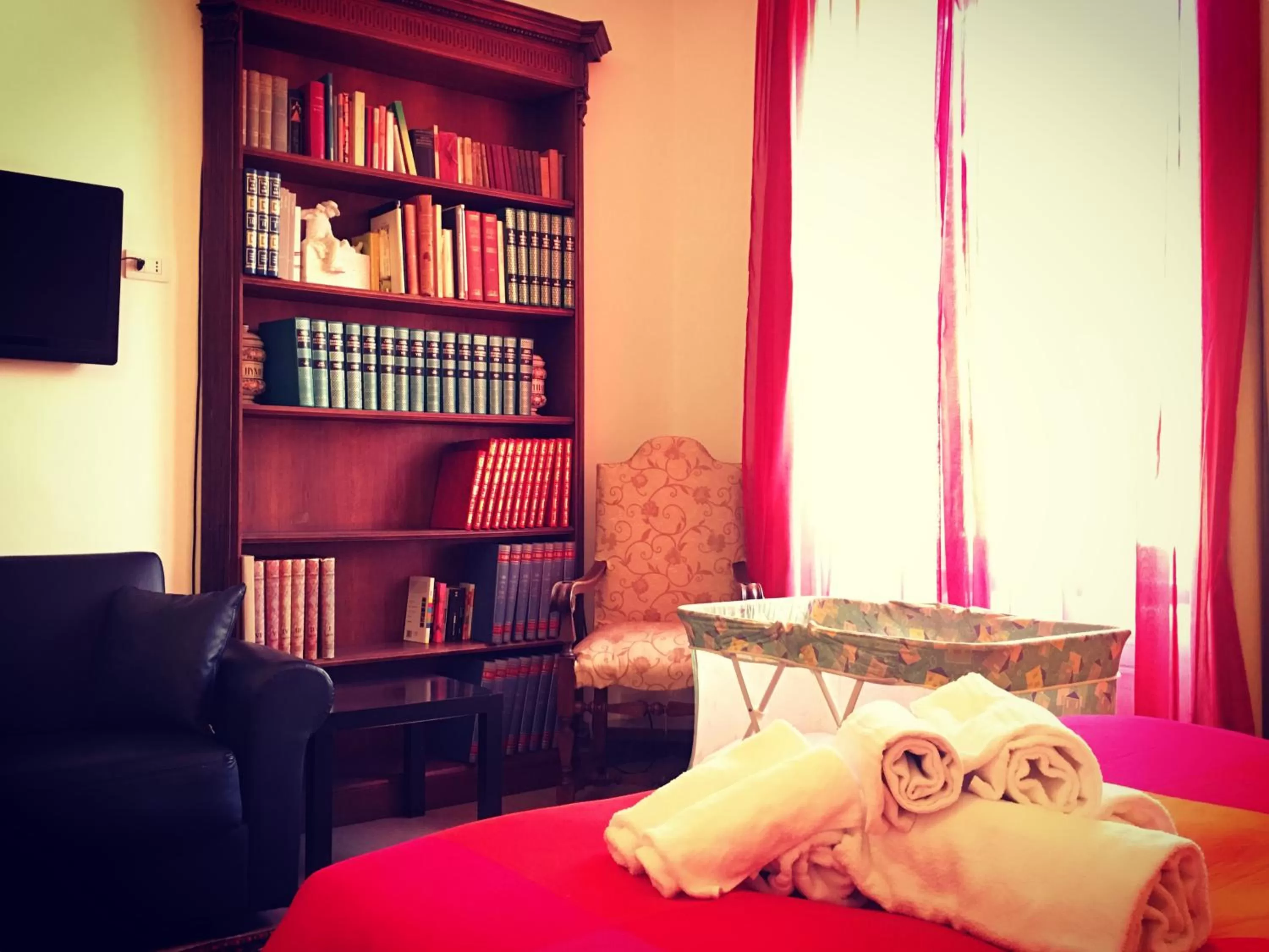 Bed in Vatican Paradise