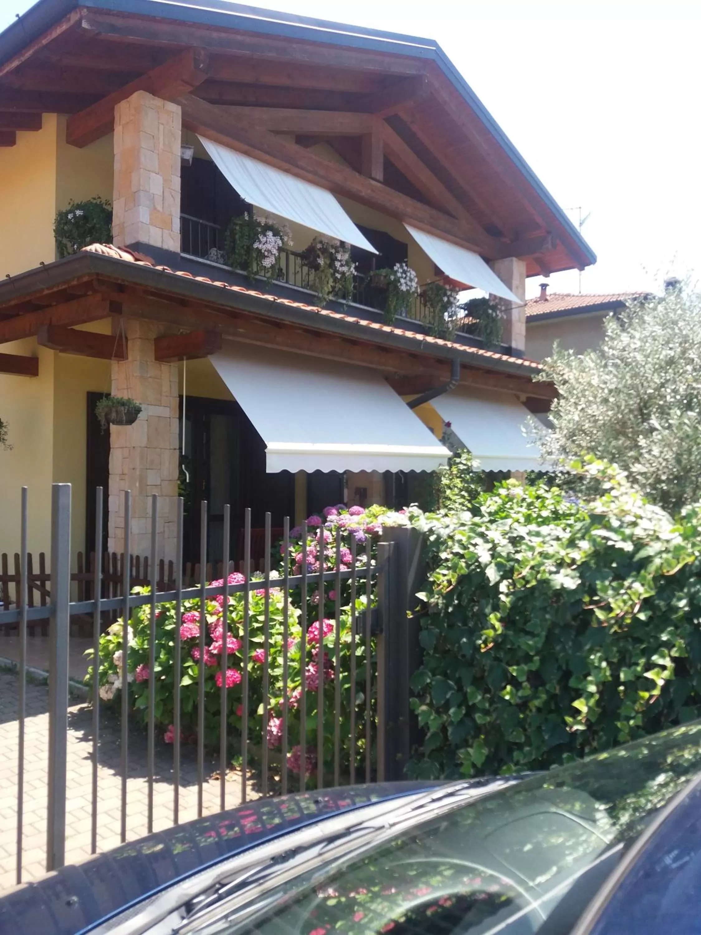 Property Building in B&b Silvana