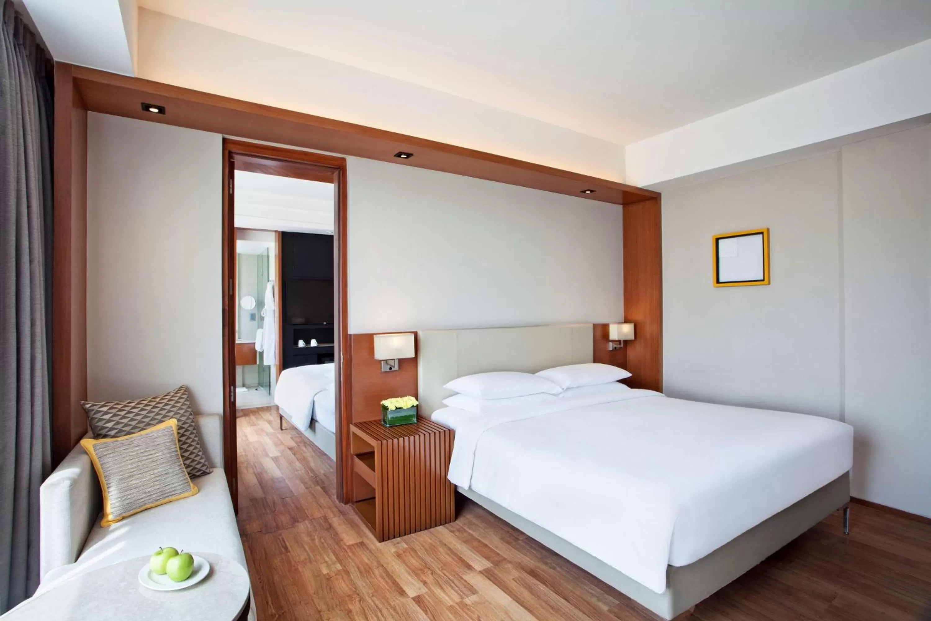 Photo of the whole room, Bed in Hyatt Regency Amritsar Hotel & Spa