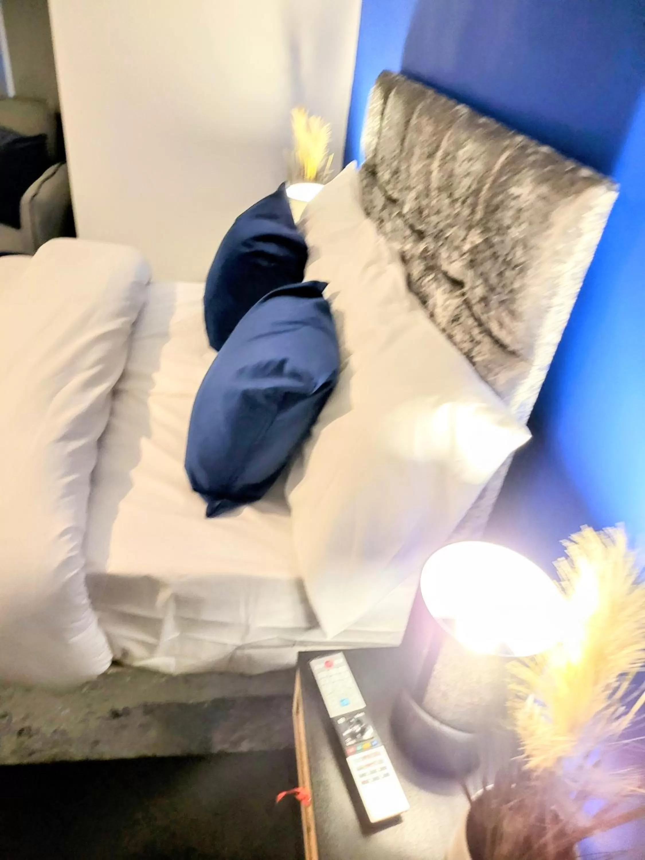 Bed in Burford Road - Stay. Sleep. Rest.