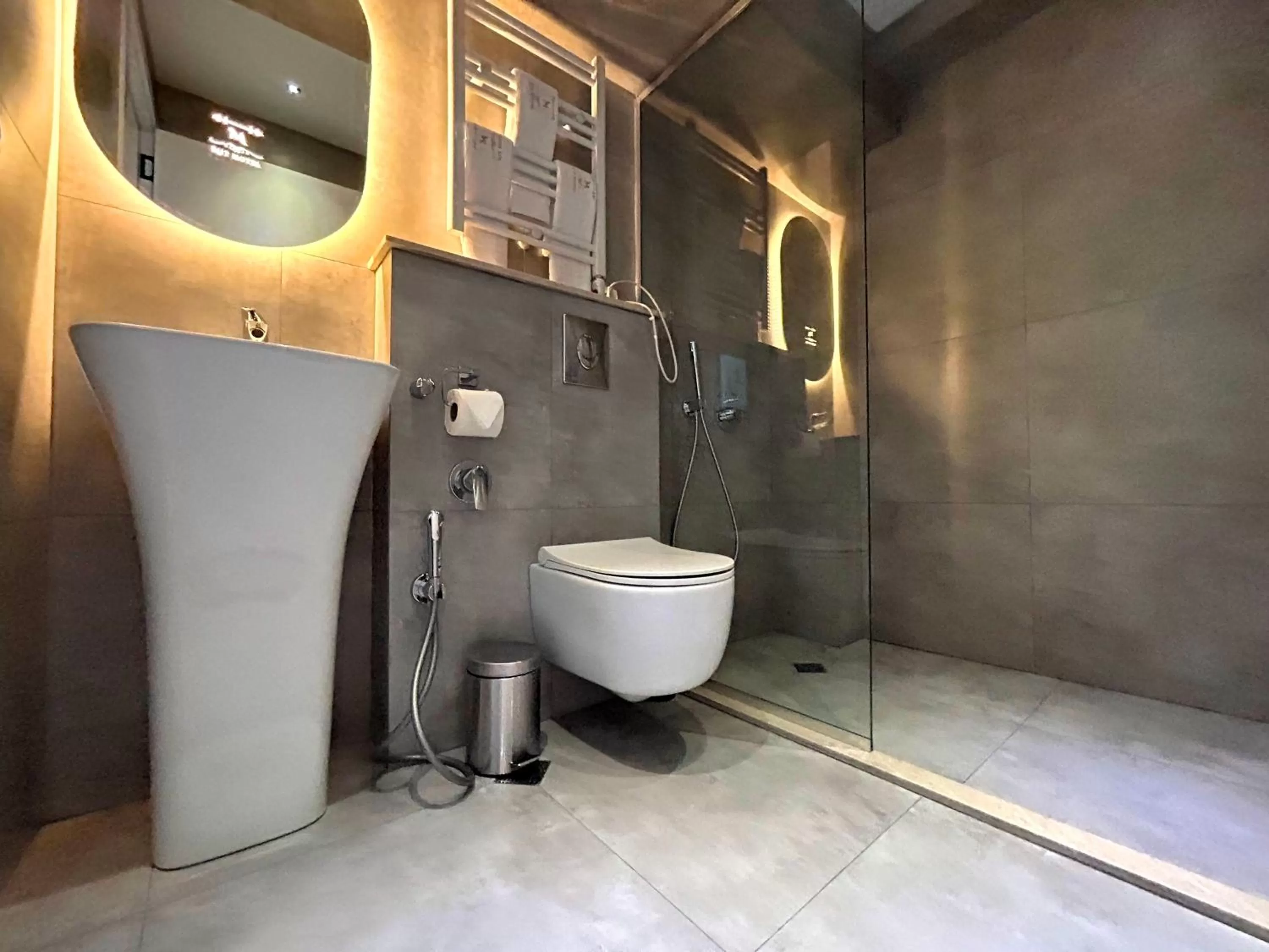 Shower, Bathroom in Mit Hotel Tbilisi