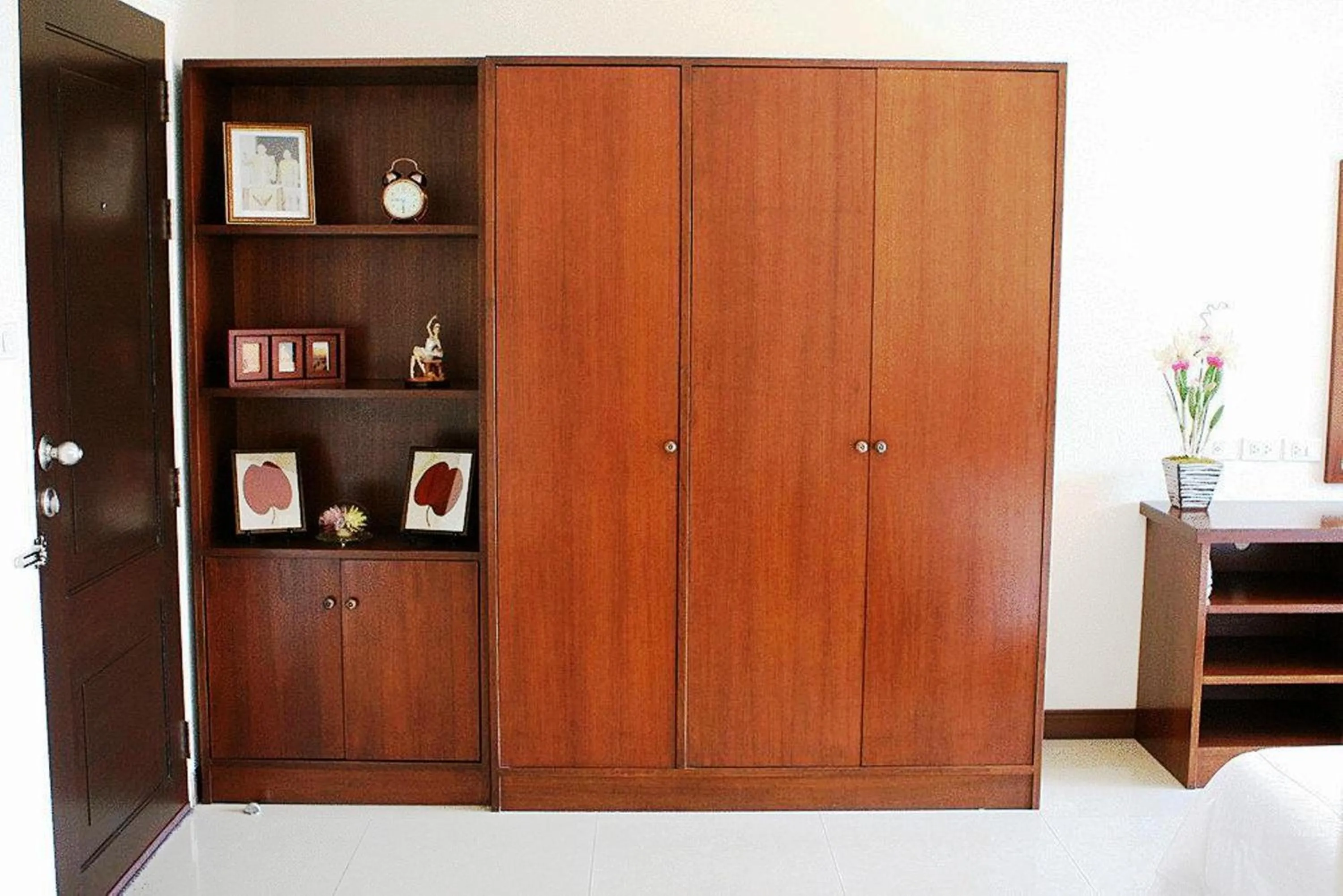 Decorative detail in K.V.Mansion