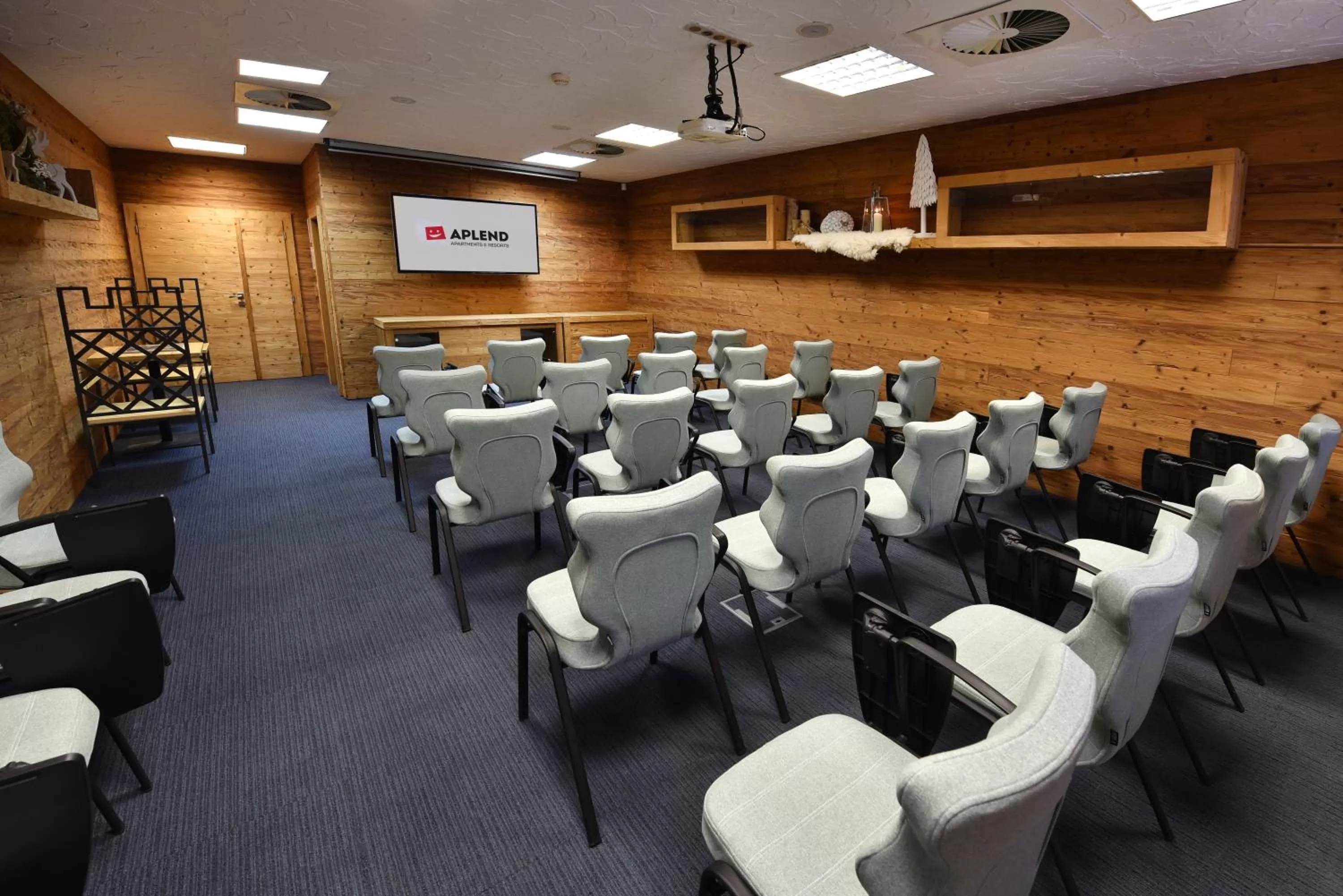 Meeting/conference room in APLEND Hotel Kukučka