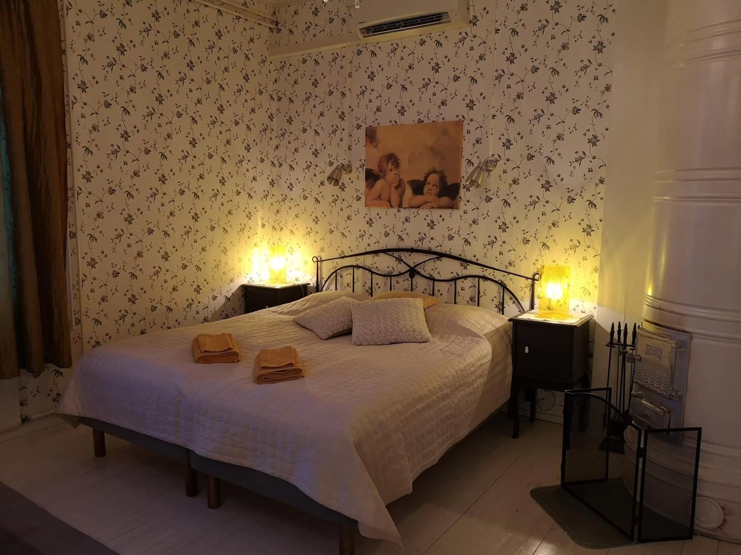 Bed in Hotelli Huiskankorpi Boutique Hotel