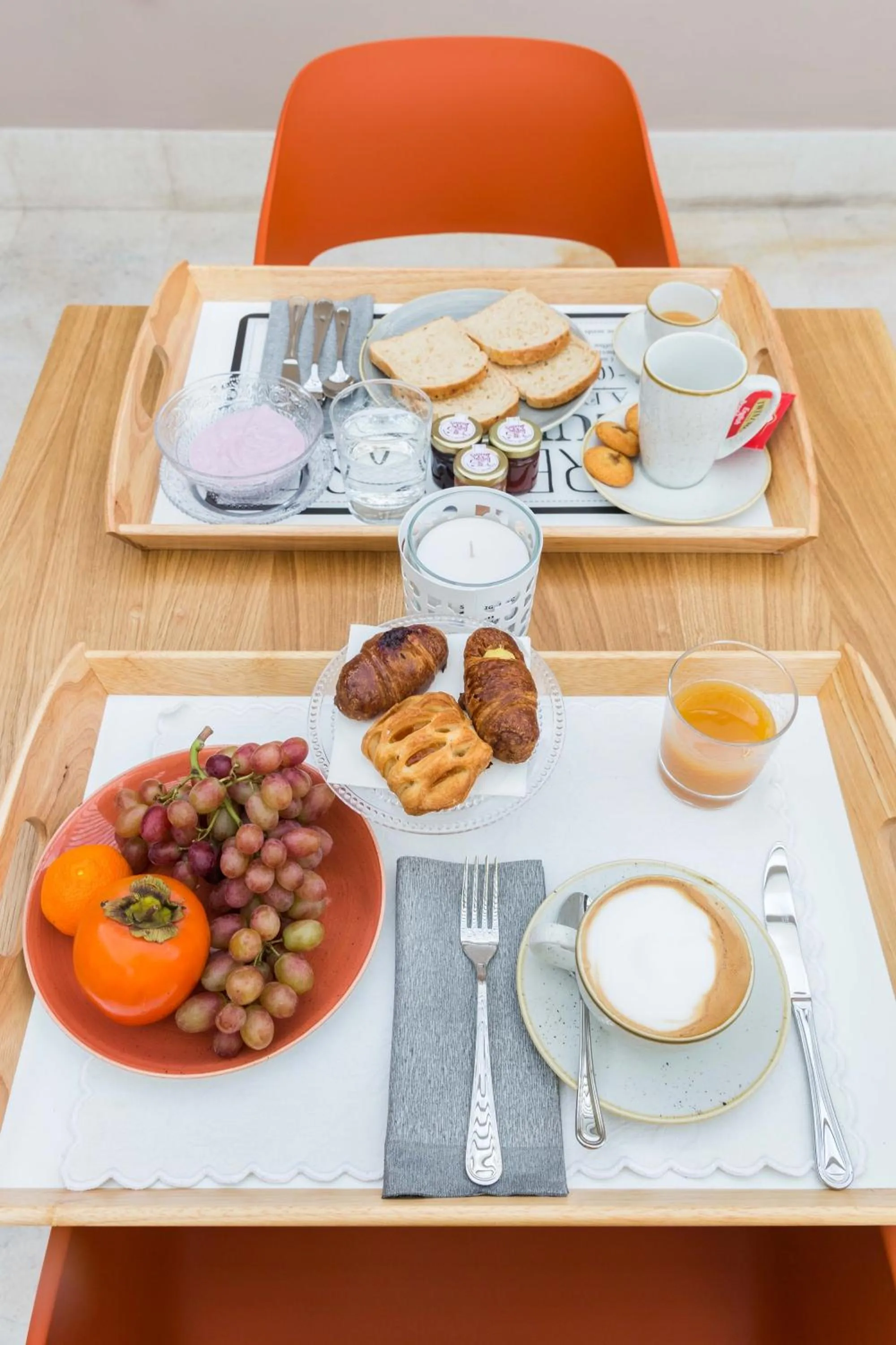 Buffet breakfast in 200 ROOMS & TERRACE