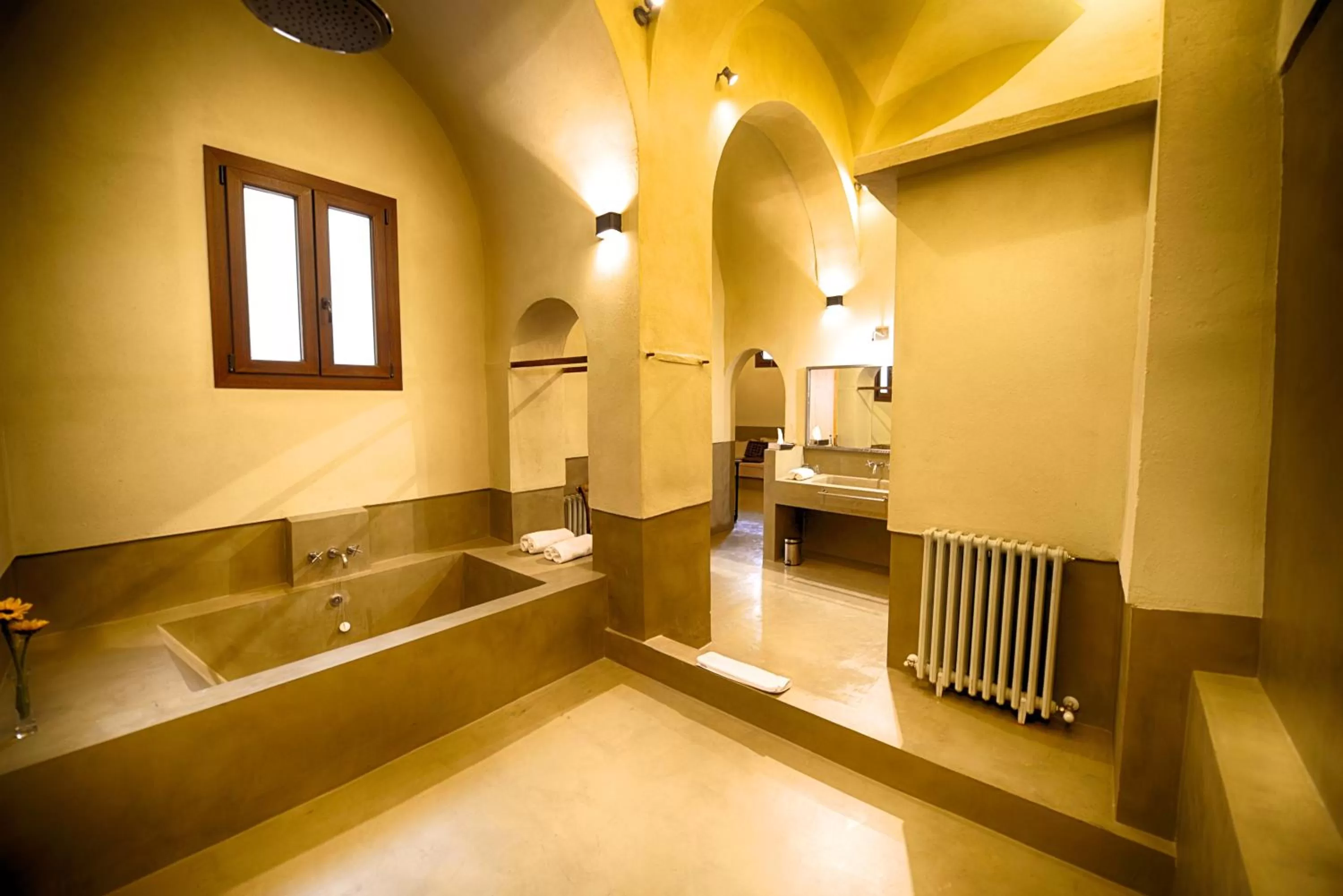 Bathroom in Palacio Carvajal Girón