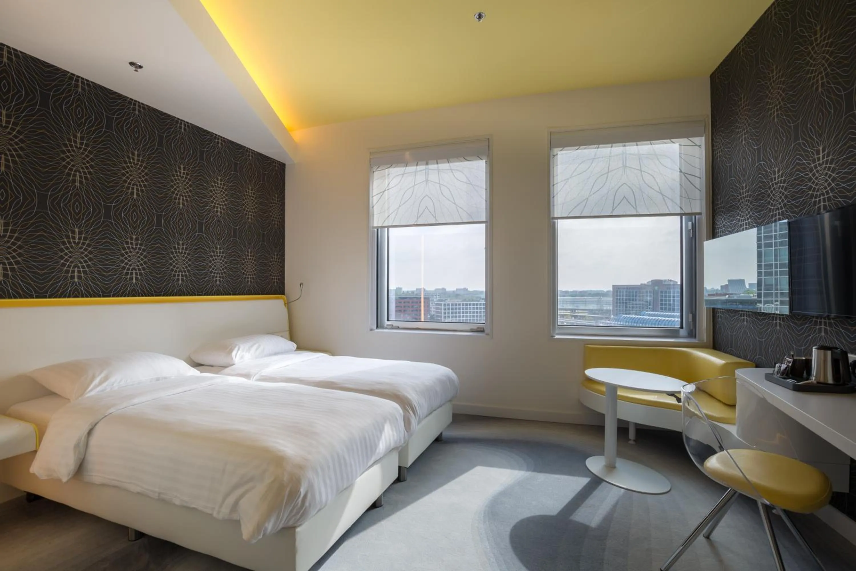Toilet, Bed in Park Inn by Radisson Amsterdam City West