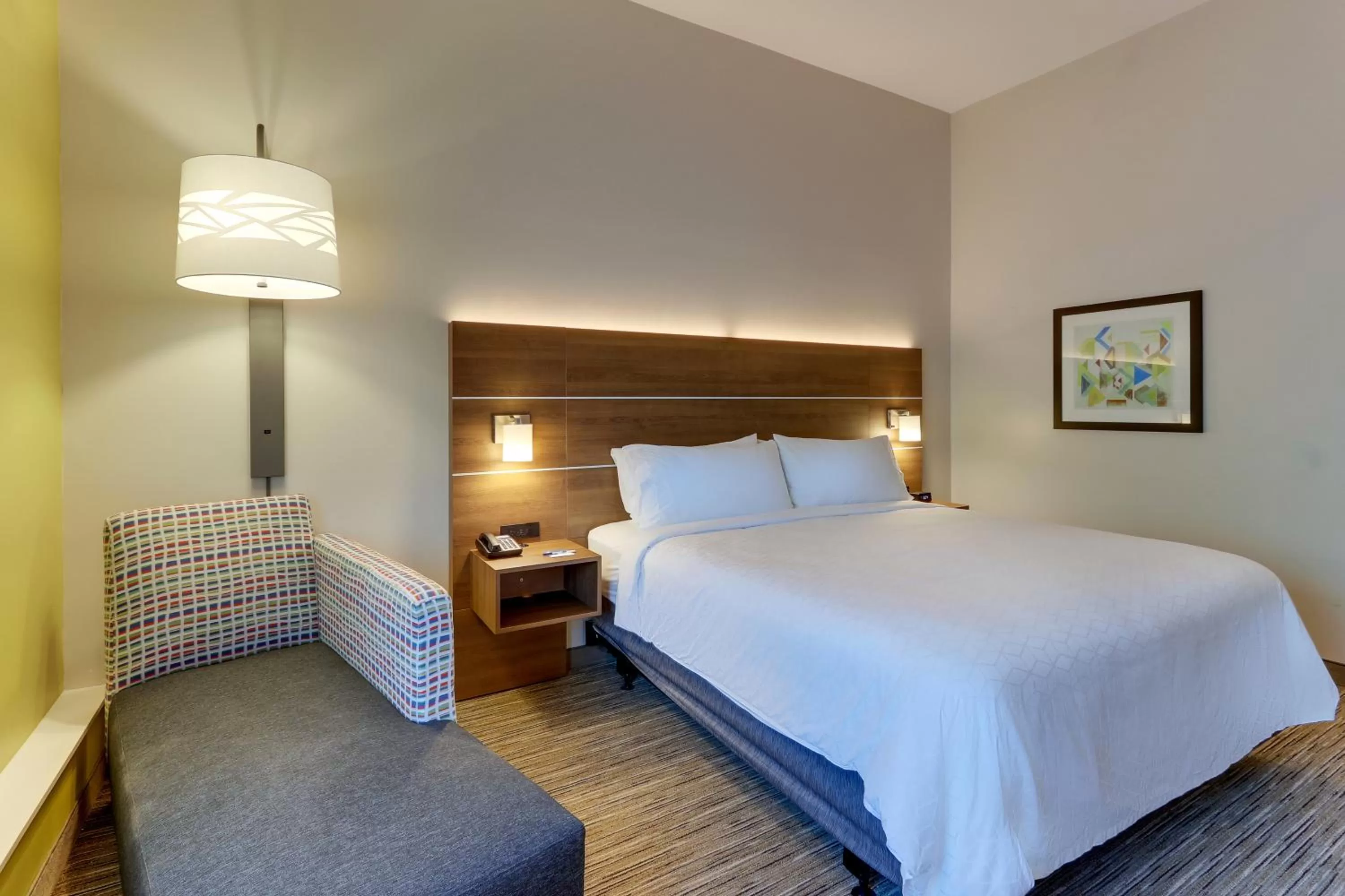 King Room - Hearing Accessible - Roll-in Shower in Holiday Inn Express & Suites - Saugerties - Hudson Valley, an IHG Hotel