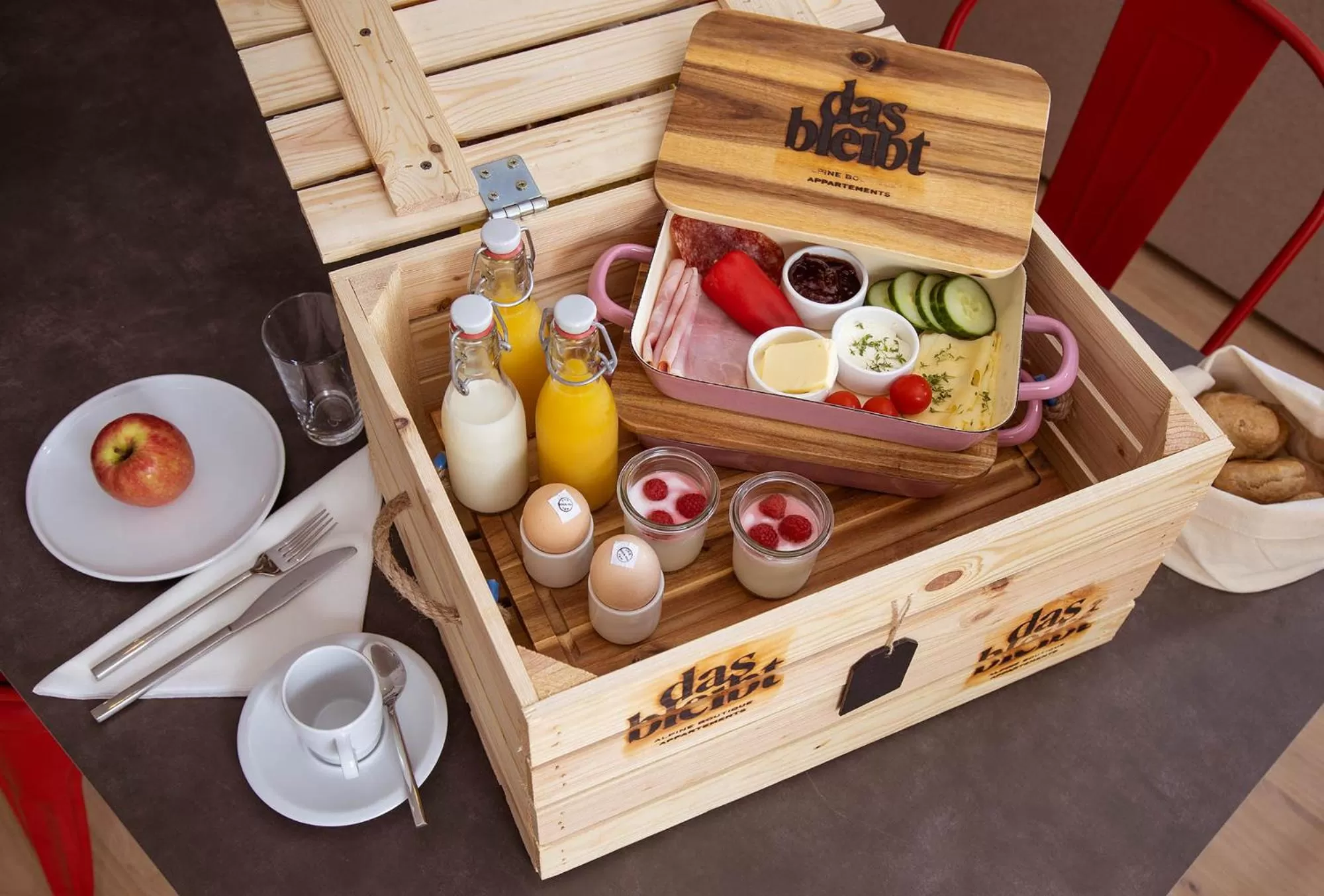 Coffee/tea facilities in das bleibt Alpine Suites