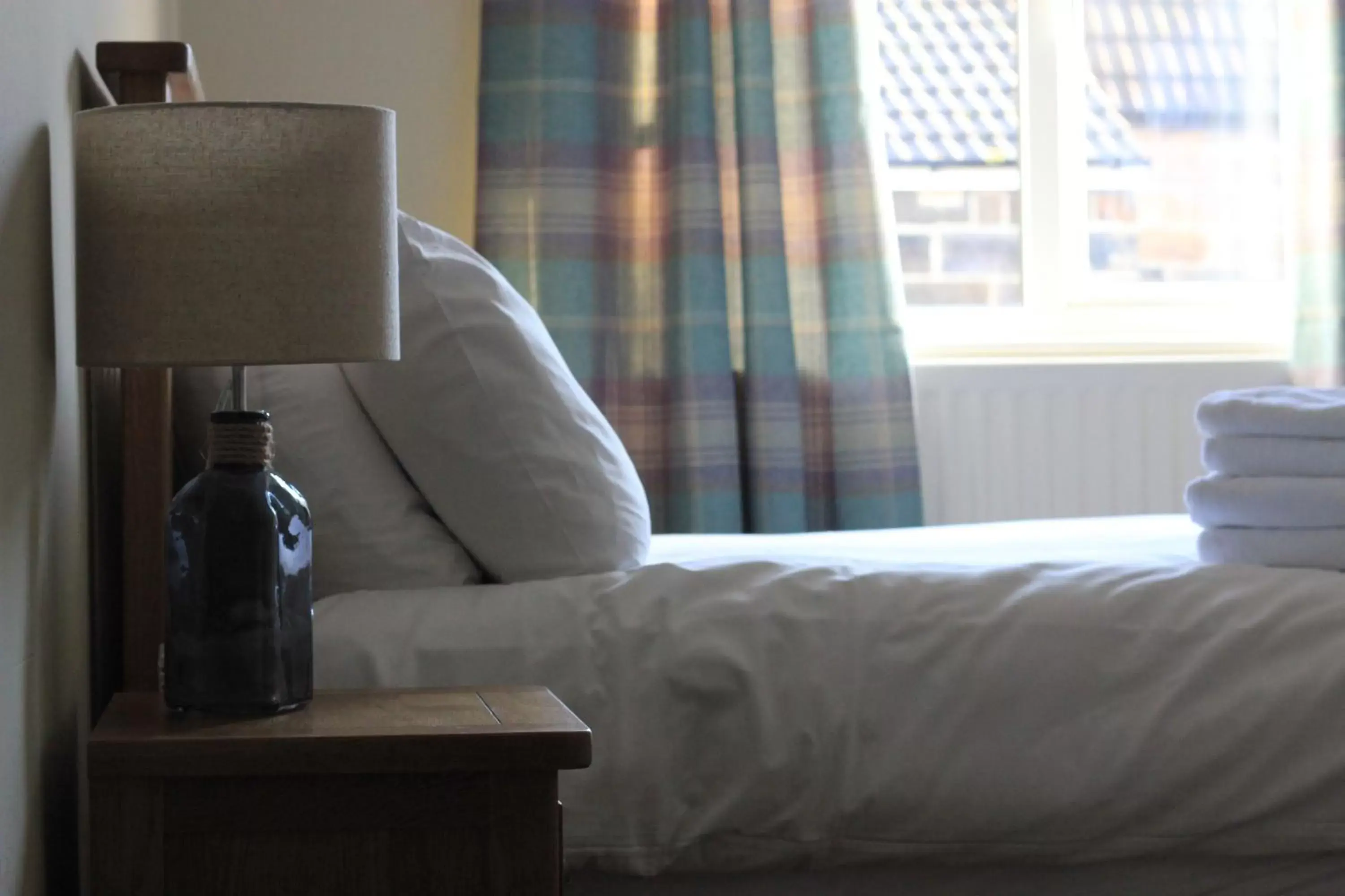 Twin Room with Bath in Royal Oak Hotel Twin Room with Bath in Royal Oak Hotel