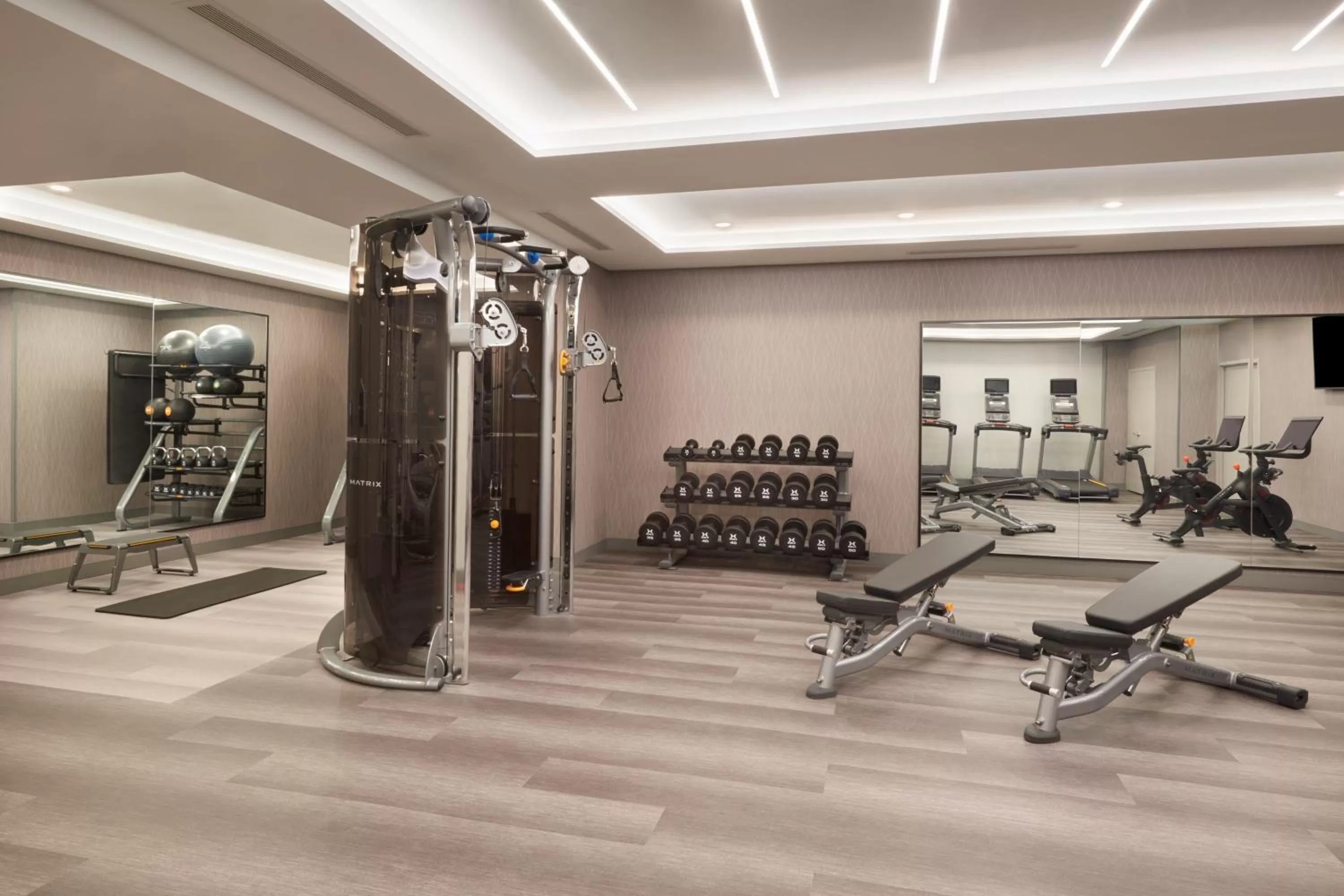 Fitness centre/facilities in Courtyard by Marriott Kitchener