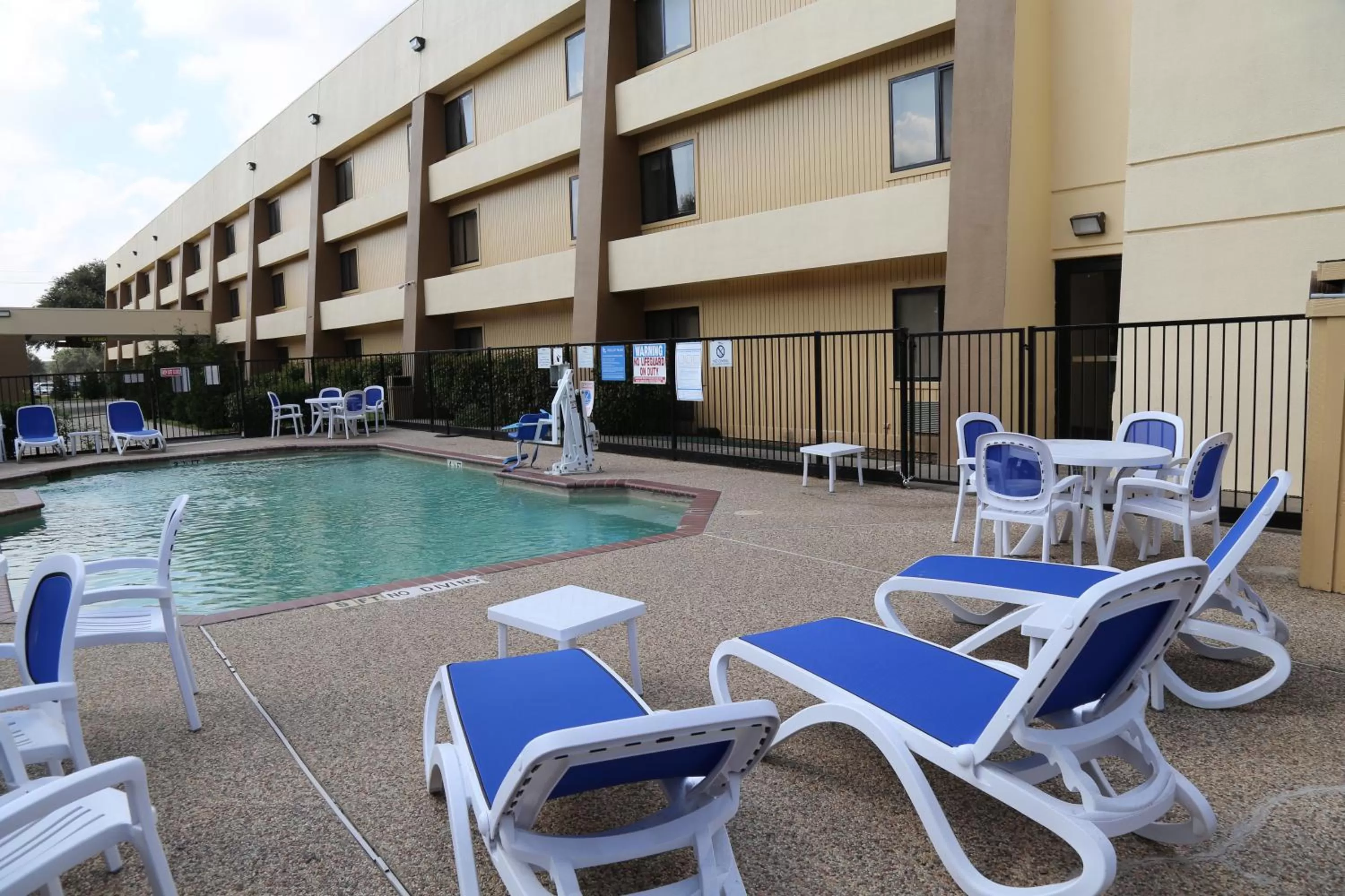 Swimming pool in Baymont by Wyndham Plano