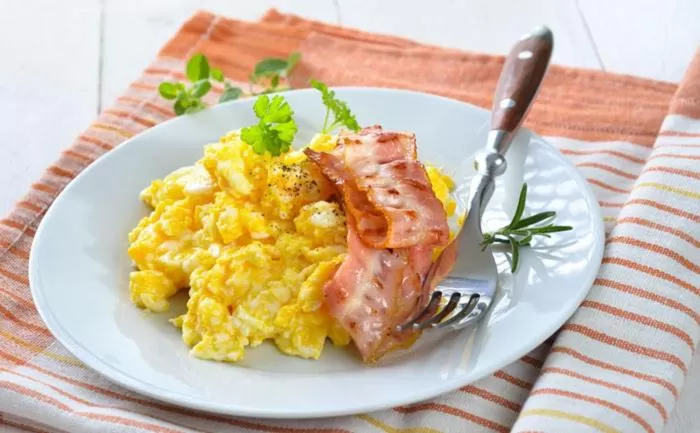 Breakfast in Ampuria Inn