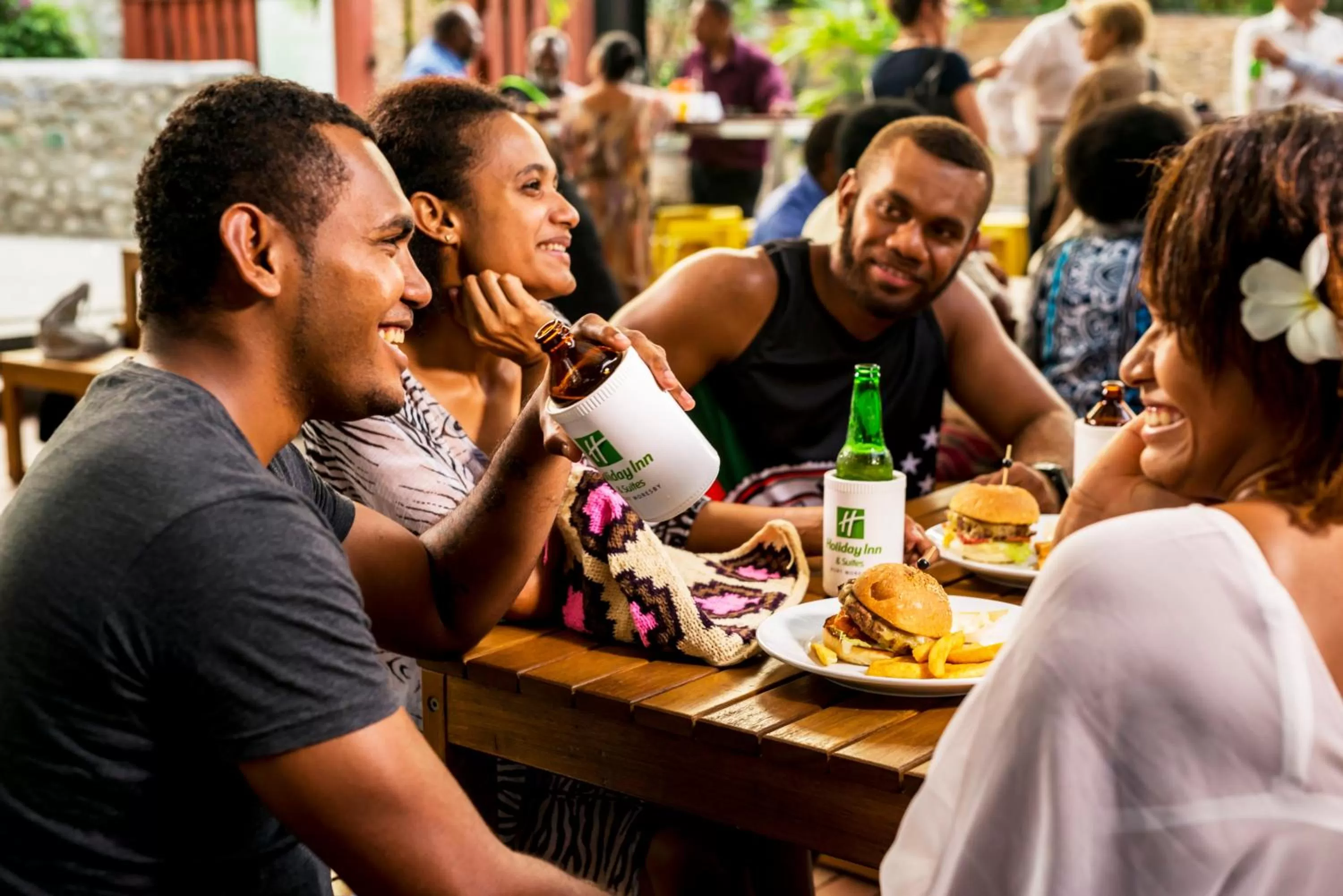 Lounge or bar in Holiday Inn & Suites Port Moresby by IHG