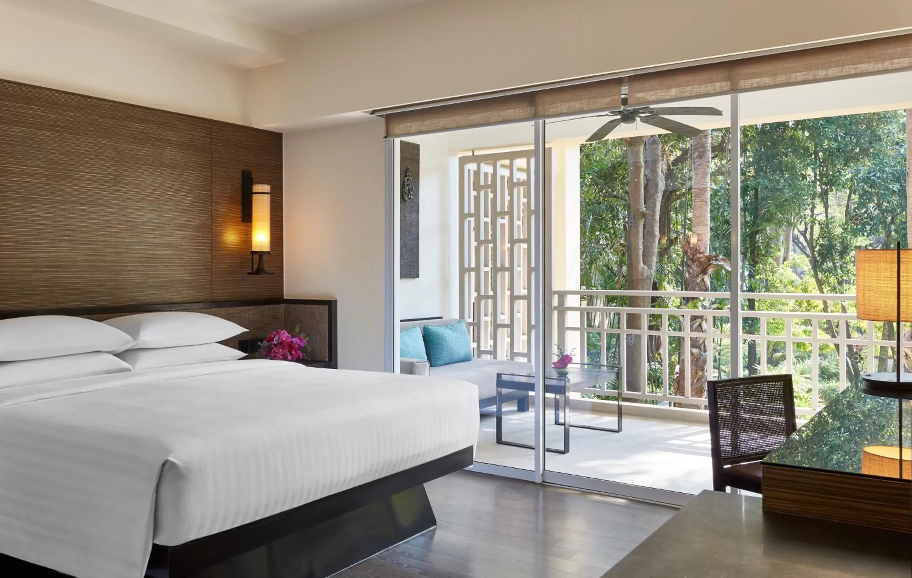 Executive Suite - single occupancy in Hyatt Regency Hua Hin Executive Suite - single occupancy in Hyatt Regency Hua Hin